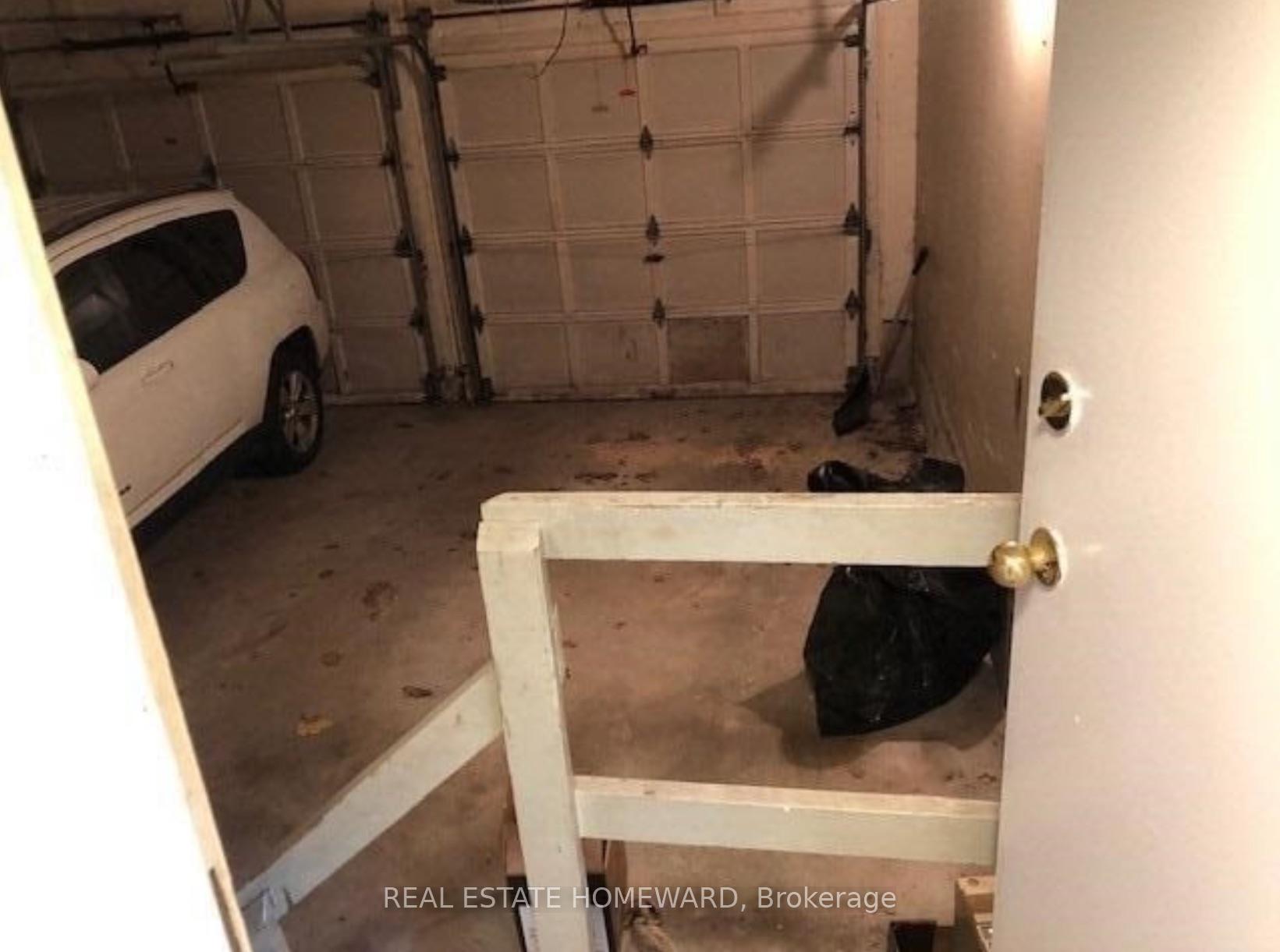 Photo 17 of Unit Side, 274 Rumsey Road, Toronto, Leaside — HOMEH