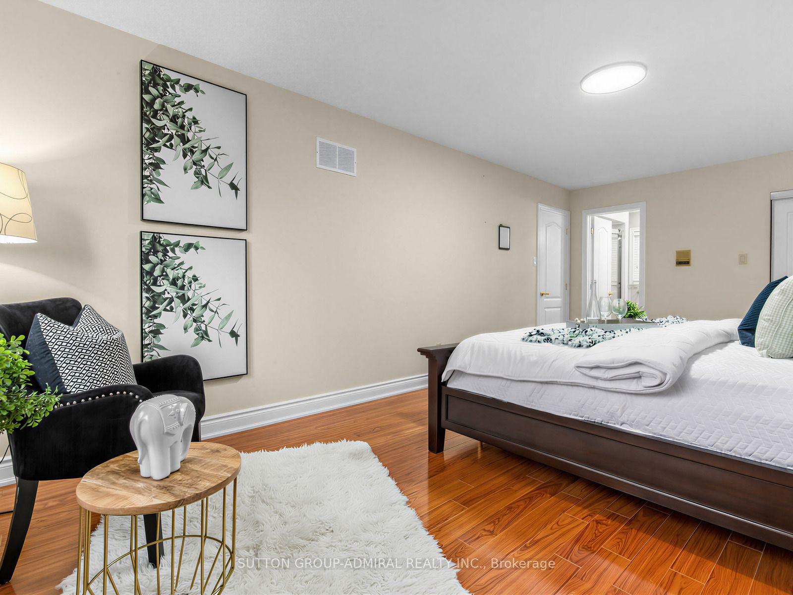 Photo 23 of 10 Torino Place, Vaughan, Glen Shields — HOMEH