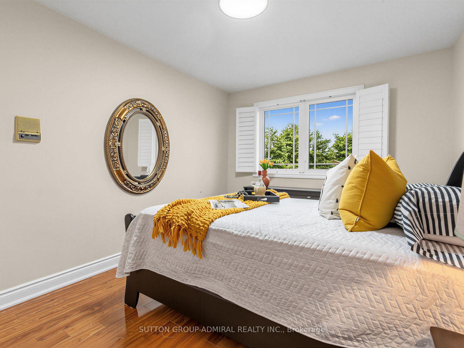 Photo 27 of 10 Torino Place, Vaughan, Glen Shields — HOMEH