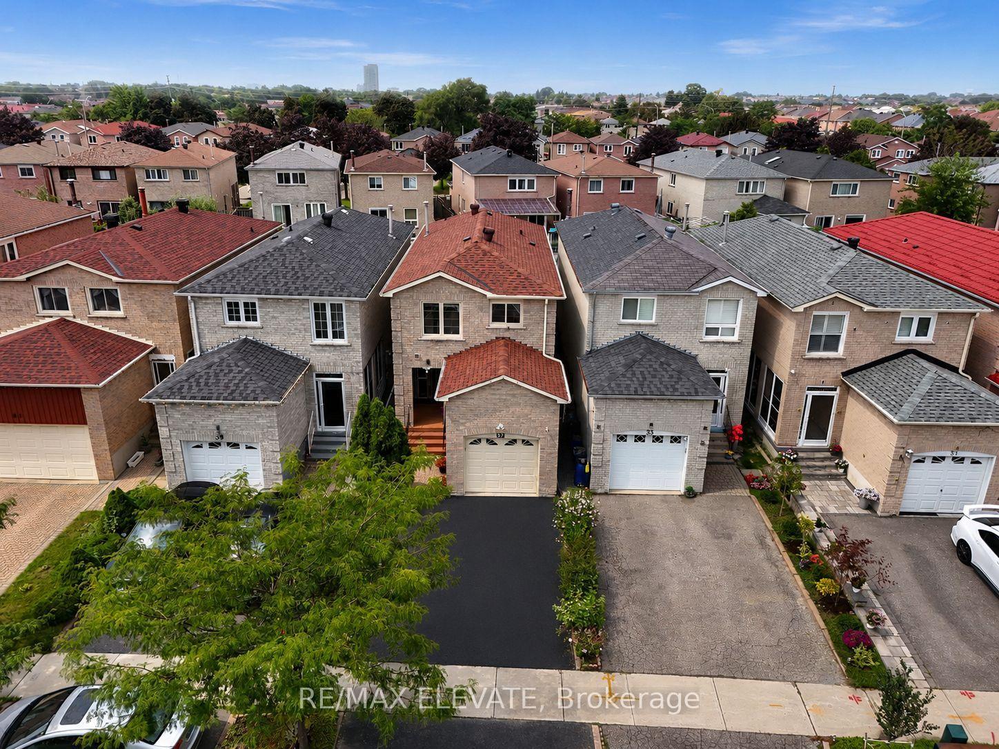 Photo 39 of 37 Miles Farm Road, Markham, Middlefield — HOMEH