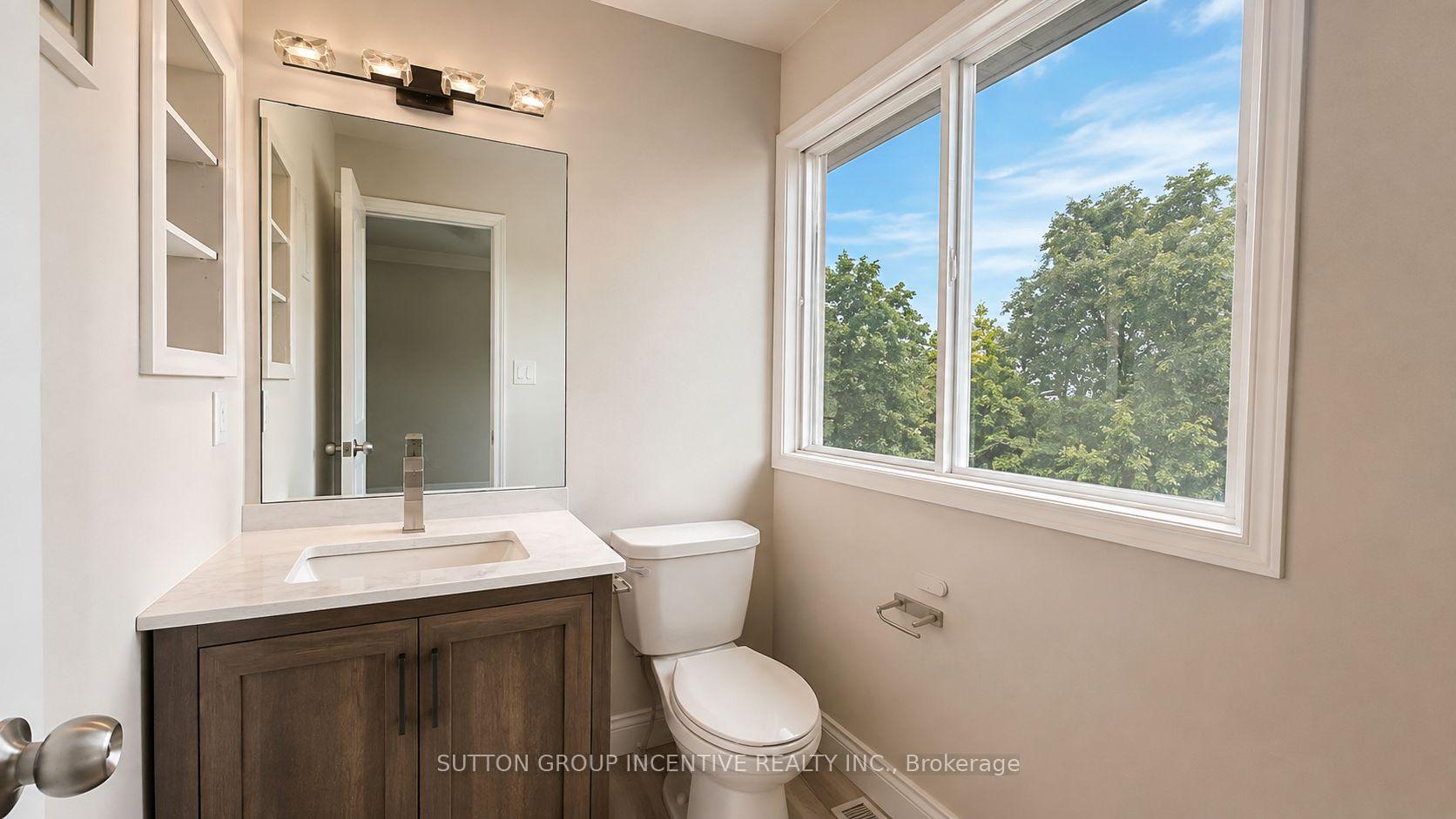 Photo 12 of 73 Trillium Crescent, Barrie, Allandale Heights — HOMEH