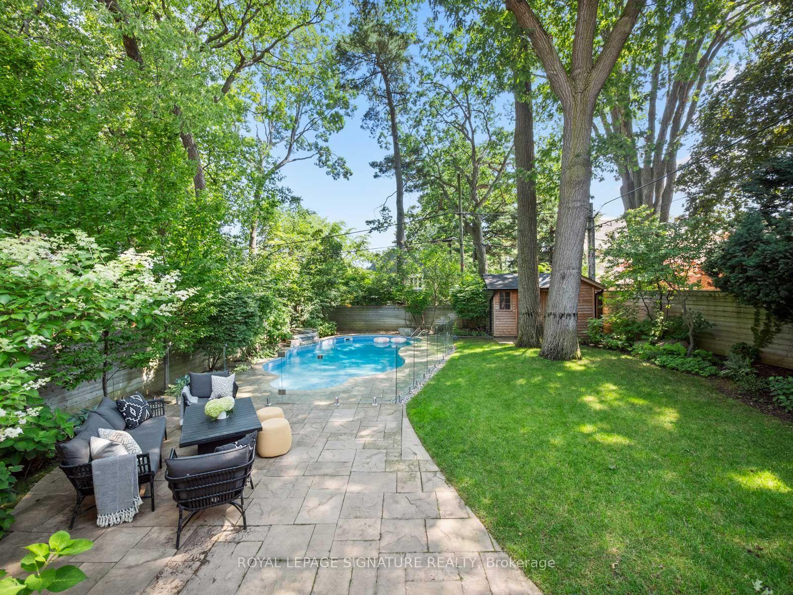 Photo 6 of 74 Fallingbrook Drive, Scarborough, Birchcliffe-Cliffside — HOMEH