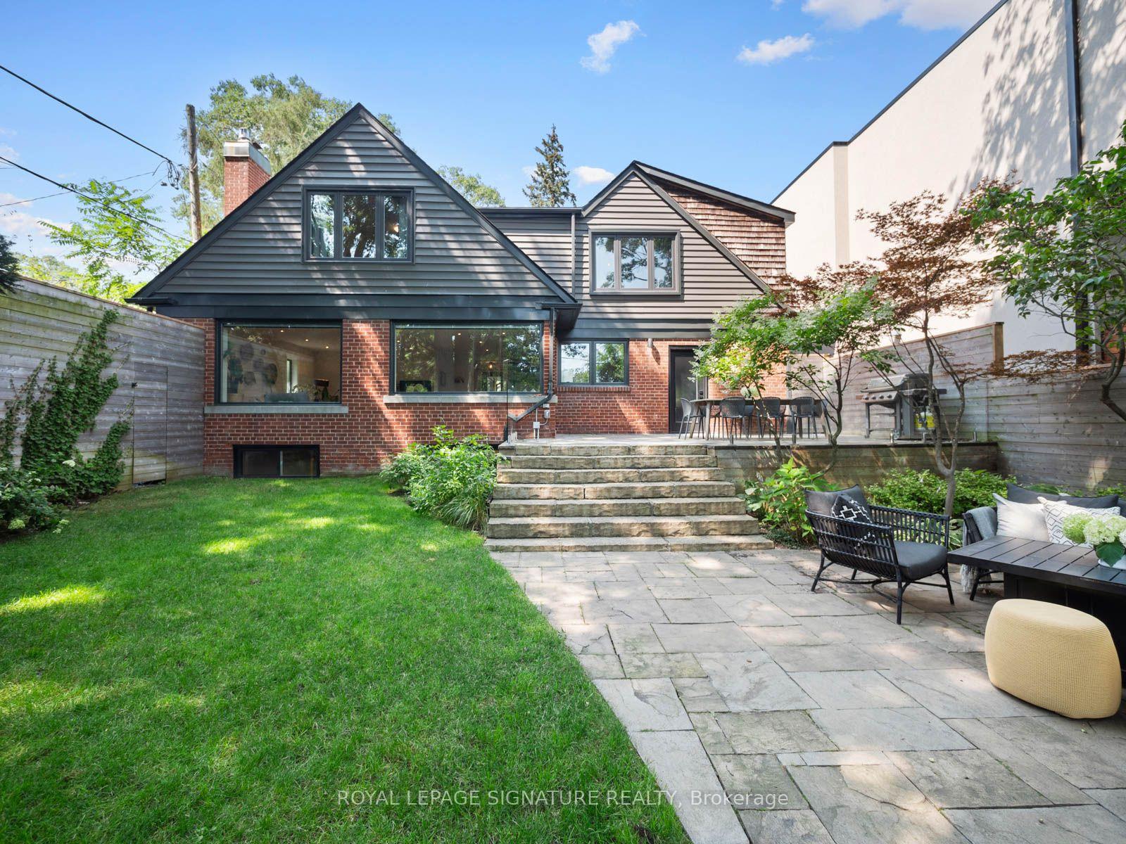 Photo 49 of 74 Fallingbrook Drive, Scarborough, Birchcliffe-Cliffside — HOMEH