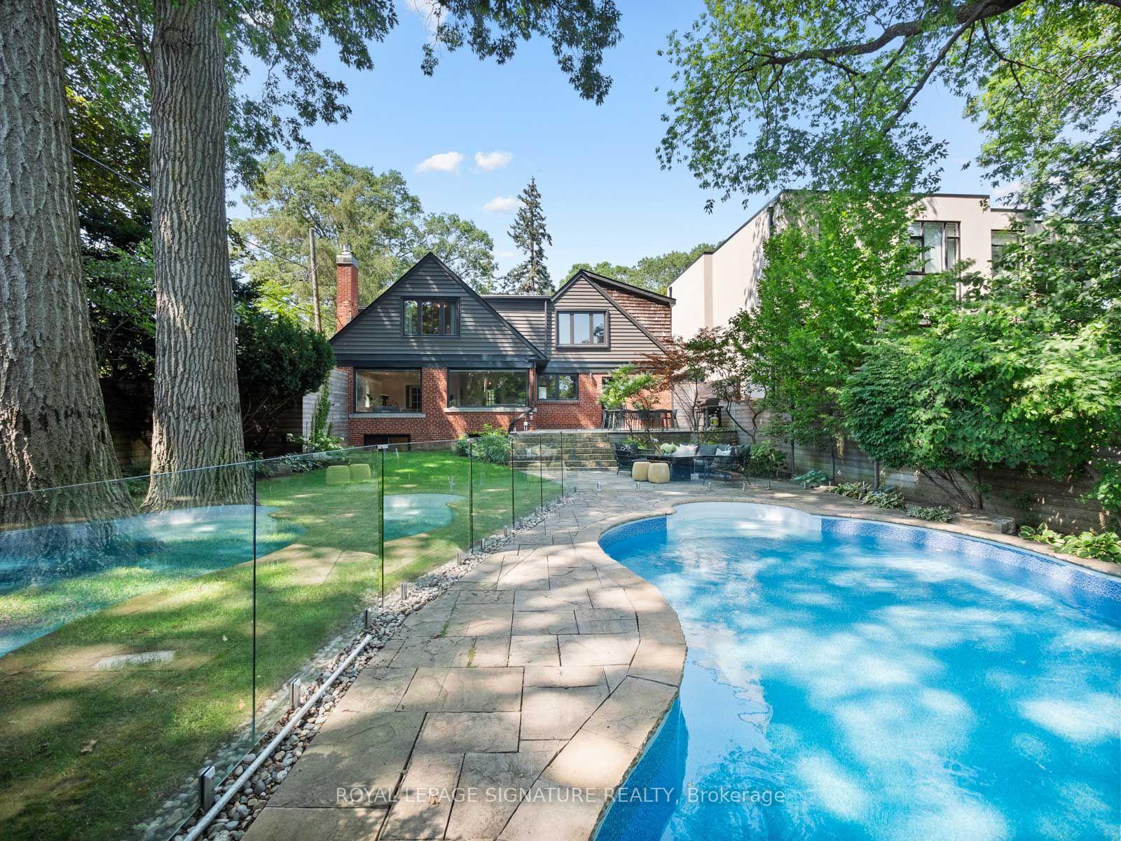 Photo 53 of 74 Fallingbrook Drive, Scarborough, Birchcliffe-Cliffside — HOMEH