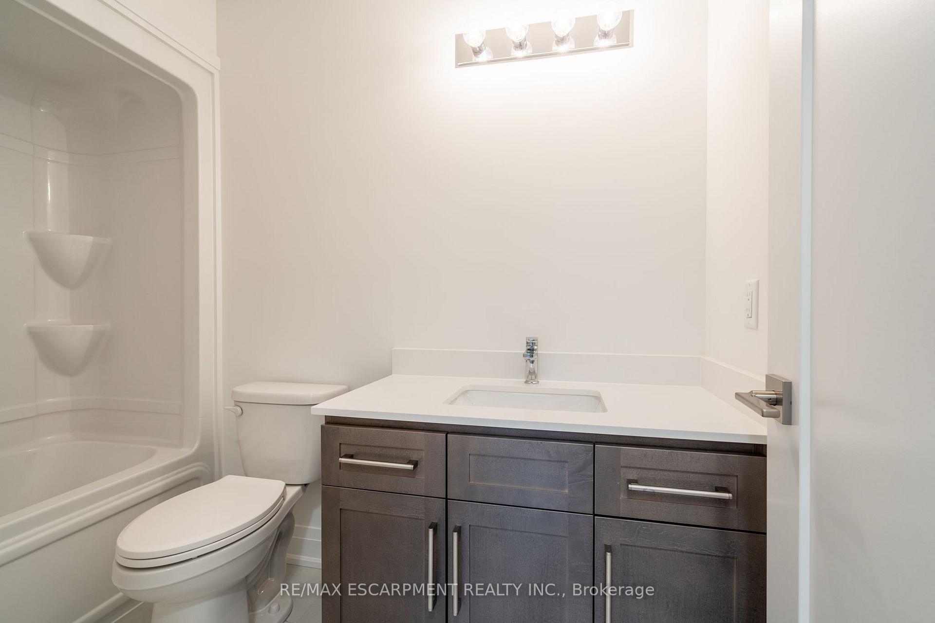 Photo 15 of 16 Clear Valley Lane, Hamilton, Mount Hope — HOMEH