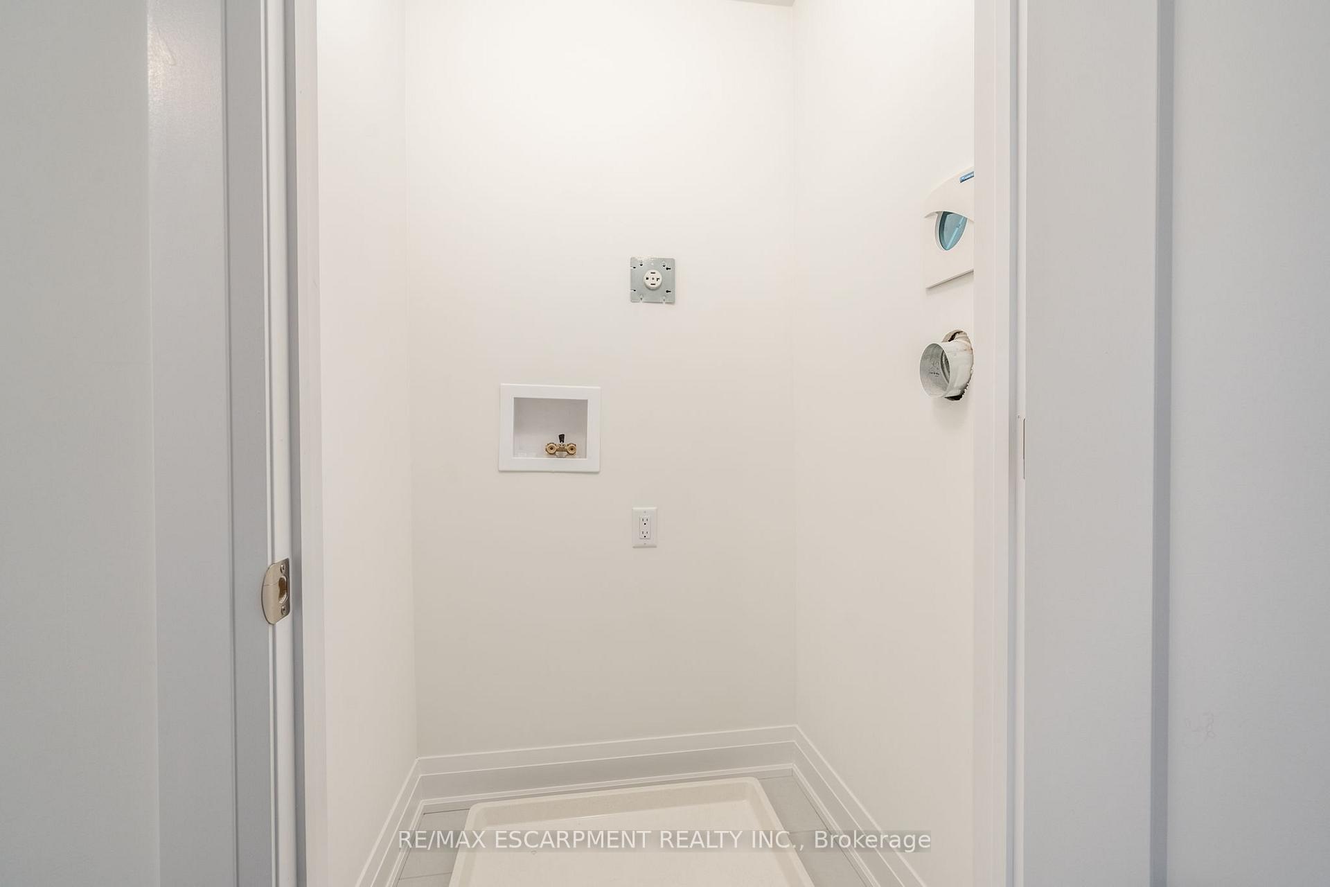 Photo 16 of 16 Clear Valley Lane, Hamilton, Mount Hope — HOMEH