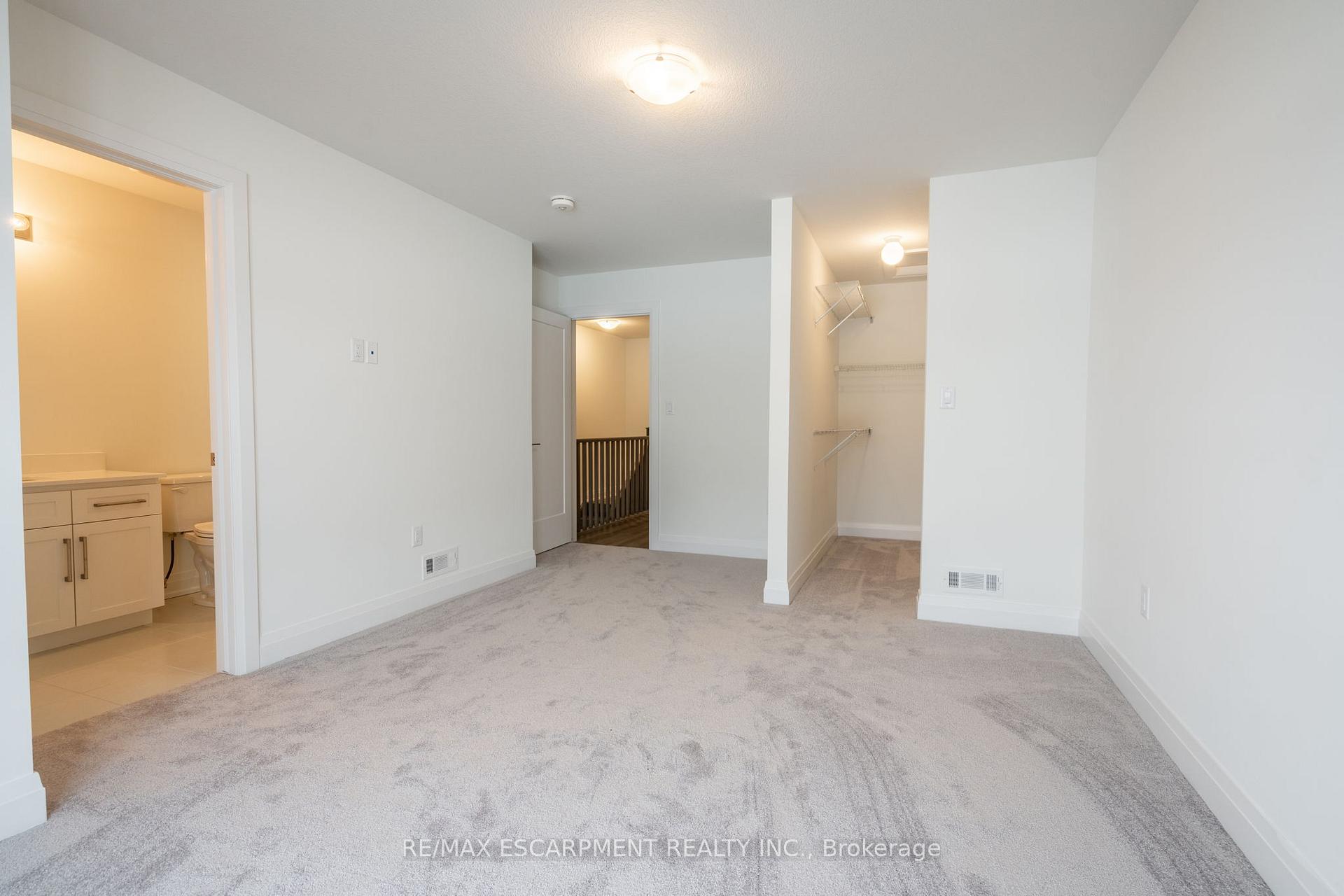 Photo 19 of 16 Clear Valley Lane, Hamilton, Mount Hope — HOMEH