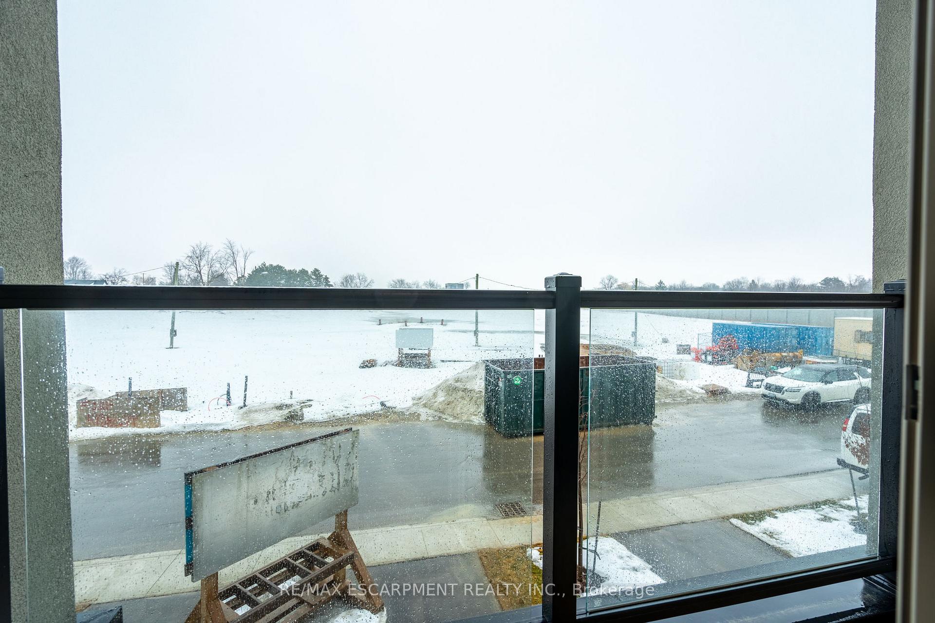Photo 22 of 16 Clear Valley Lane, Hamilton, Mount Hope — HOMEH