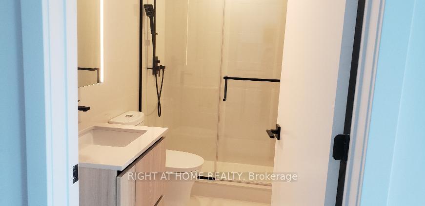 Photo 11 of Unit 1101, 699 Sheppard Avenue E, North York, Bayview Village — HOMEH