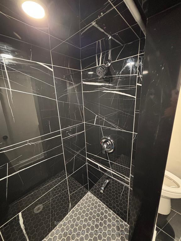 Photo 1 of Unit lower, 3574 Ash Row Crescent, Mississauga, Erin Mills — HOMEH
