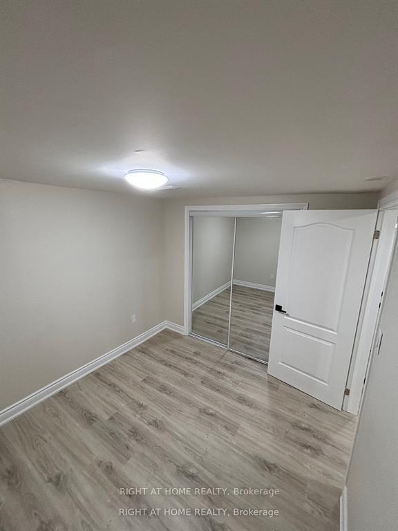 Photo 11 of Unit lower, 3574 Ash Row Crescent, Mississauga, Erin Mills — HOMEH