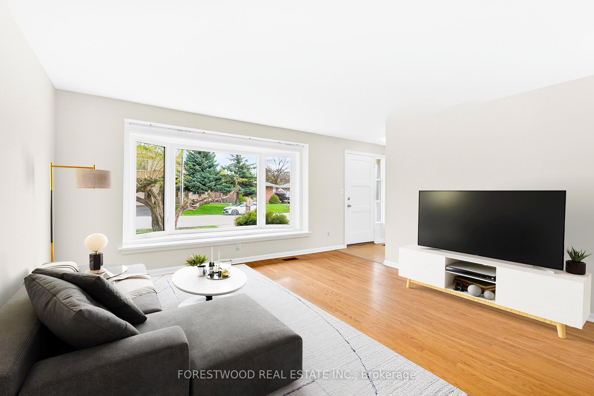 Photo 3 of 22 Lormar Drive, Etobicoke, Islington-City Centre West — HOMEH