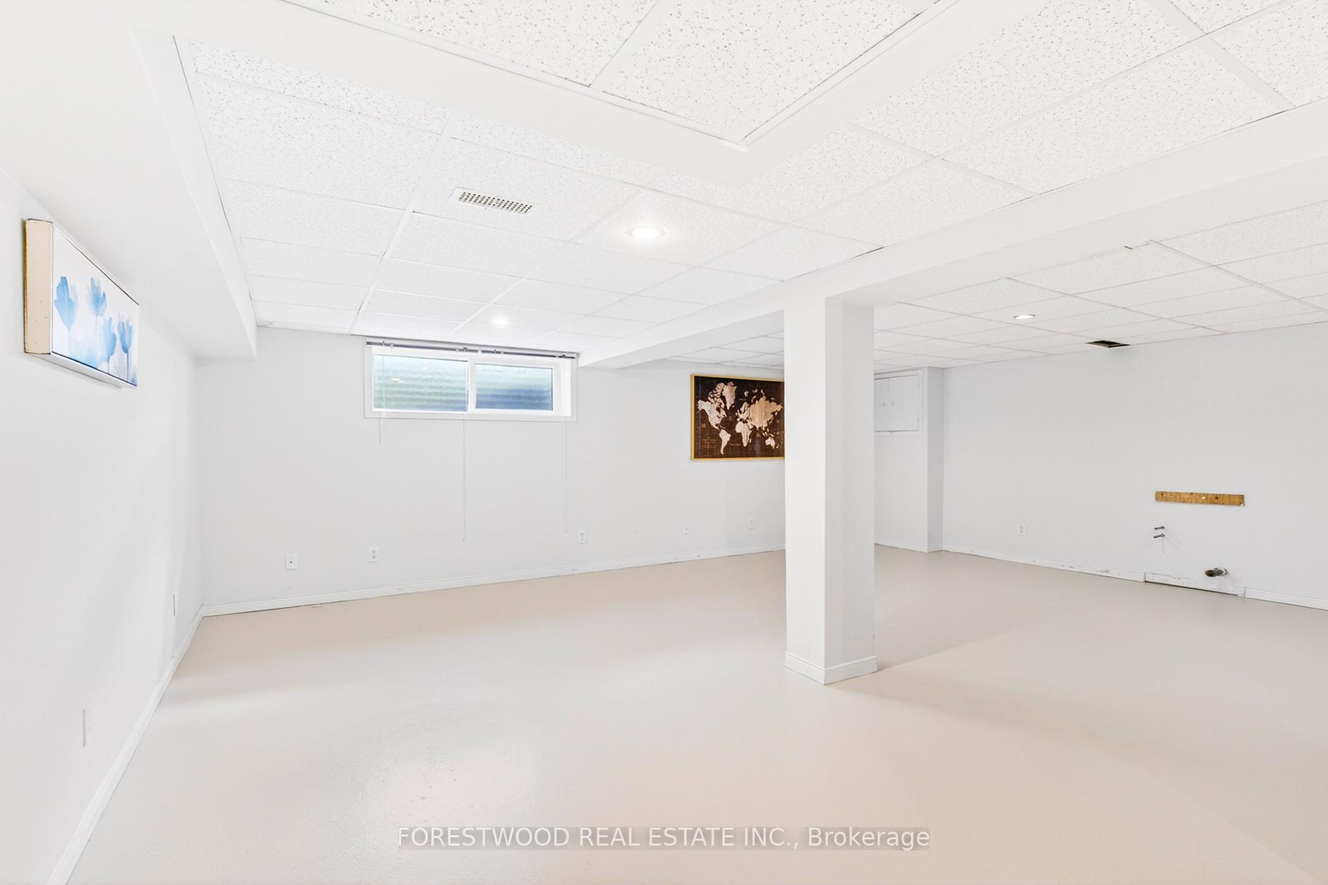 Photo 16 of 22 Lormar Drive, Etobicoke, Islington-City Centre West — HOMEH