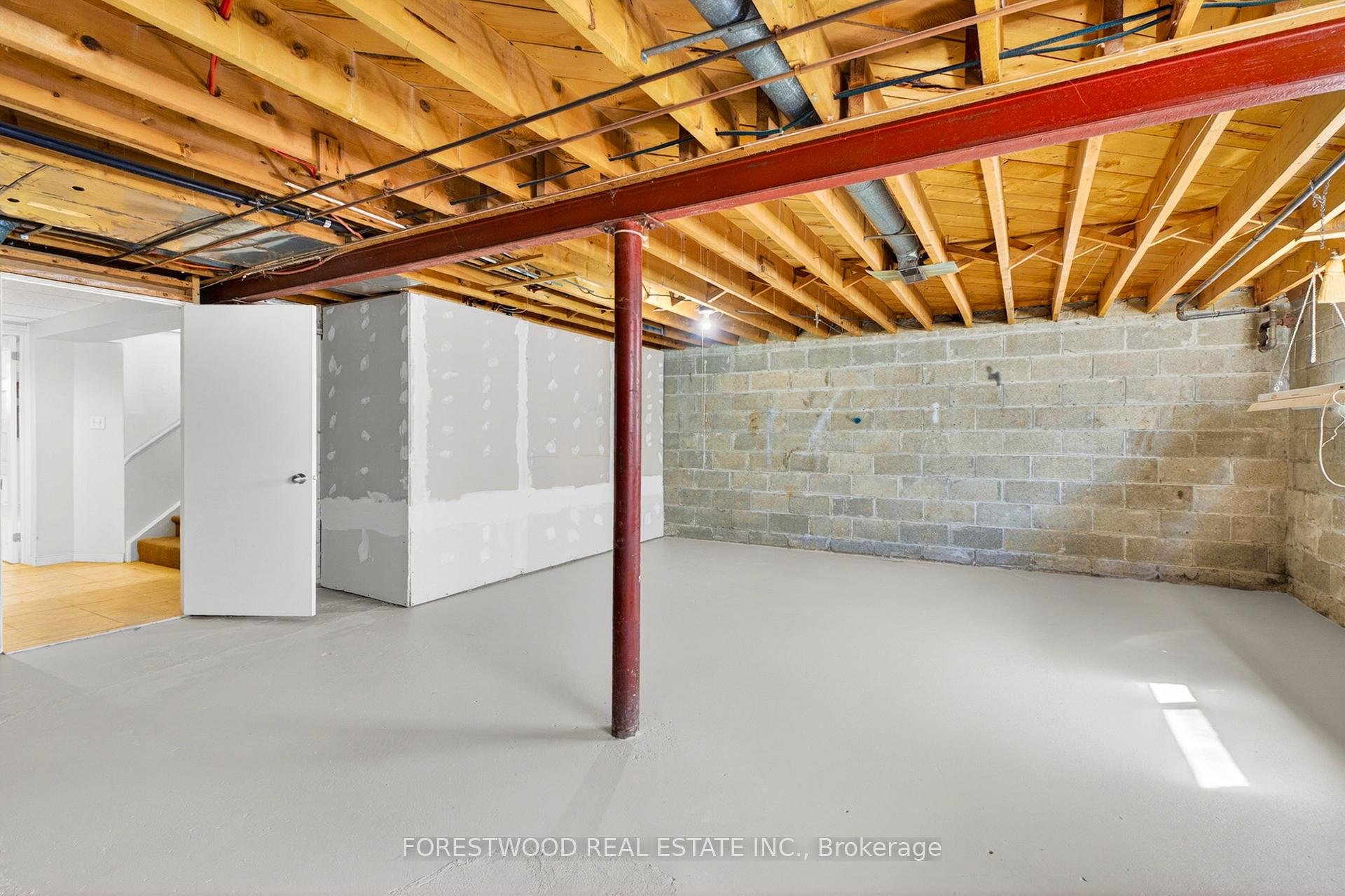 Photo 23 of 22 Lormar Drive, Etobicoke, Islington-City Centre West — HOMEH