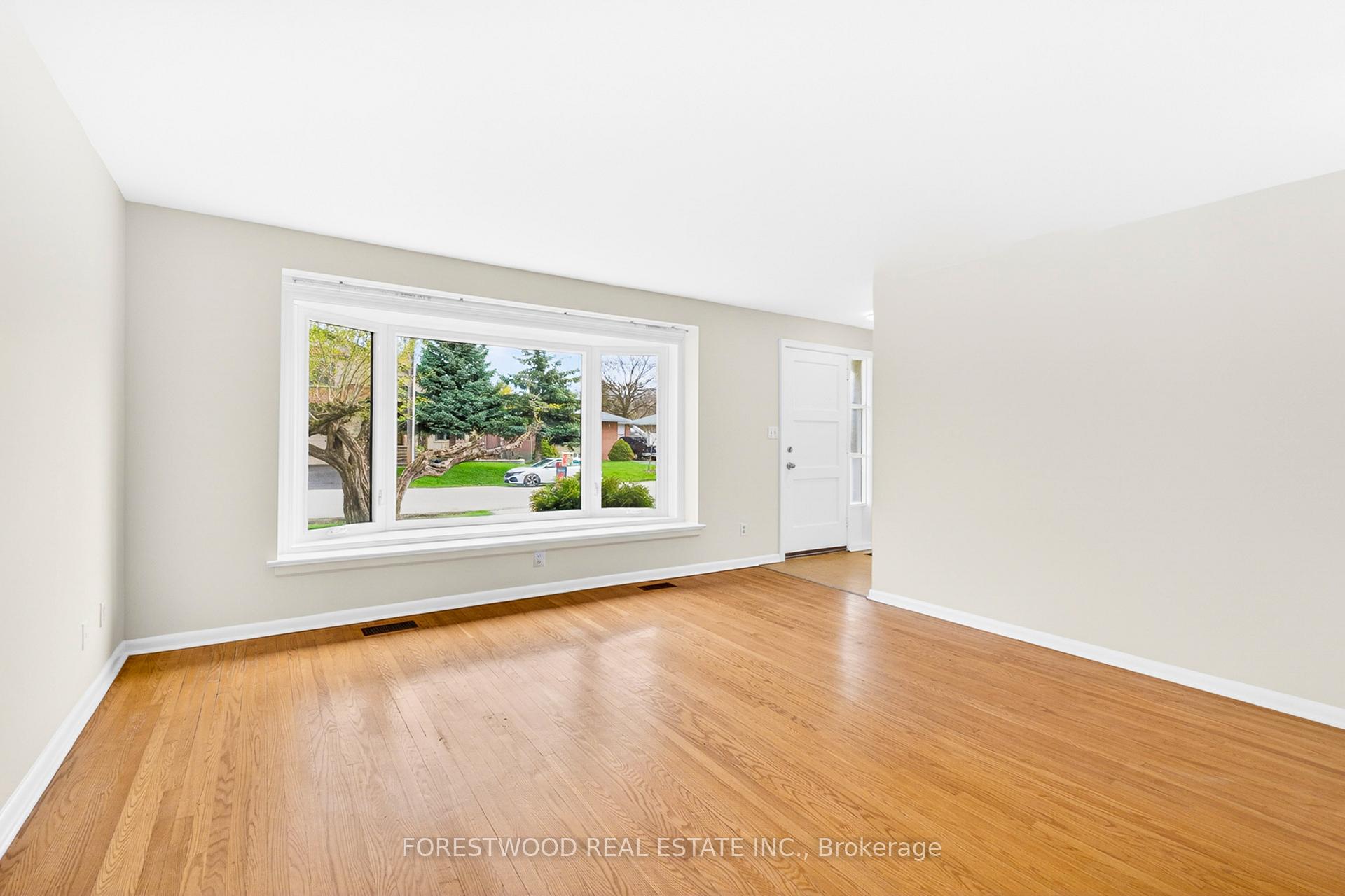 Photo 32 of 22 Lormar Drive, Etobicoke, Islington-City Centre West — HOMEH