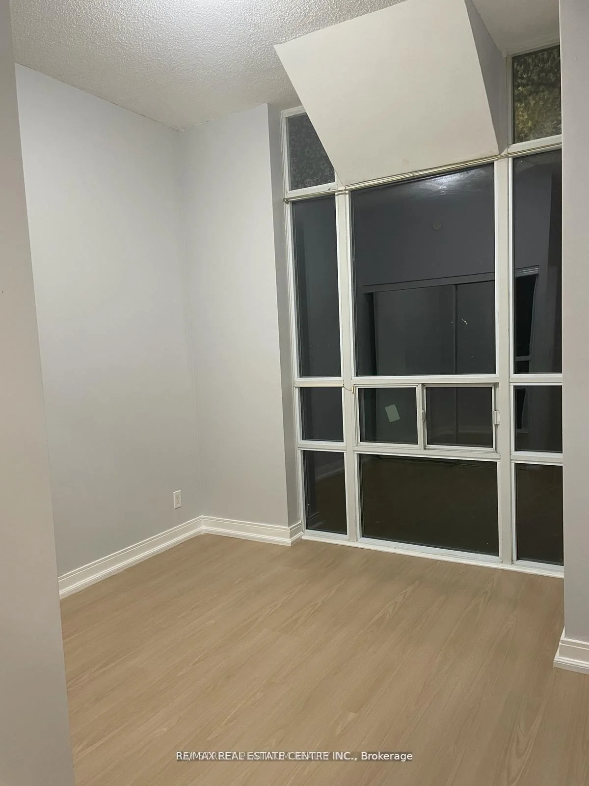 Photo 15 of Unit 1202, 80 Absolute Avenue, Mississauga, City Centre — HOMEH
