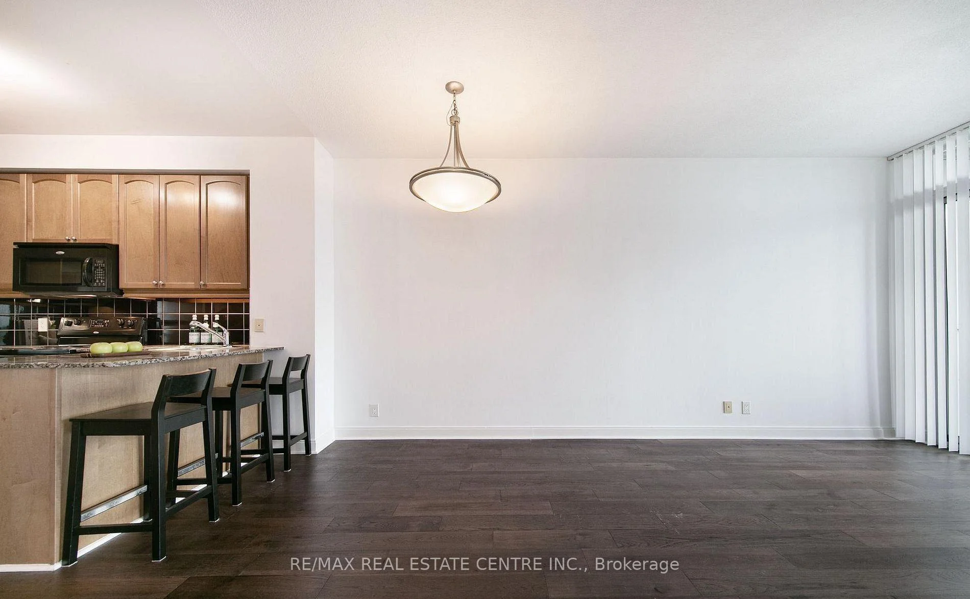 Photo 14 of Unit 1202, 80 Absolute Avenue, Mississauga, City Centre — HOMEH