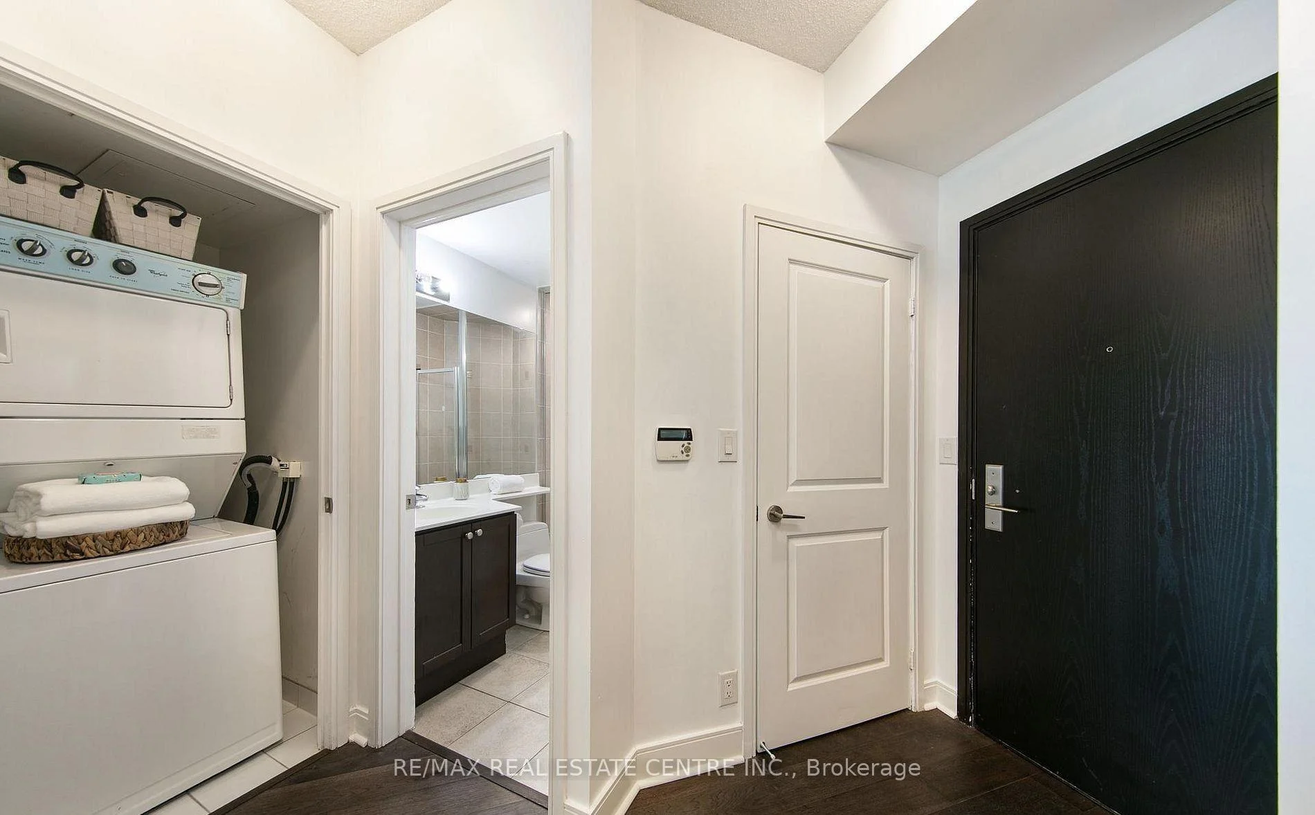 Photo 32 of Unit 1202, 80 Absolute Avenue, Mississauga, City Centre — HOMEH