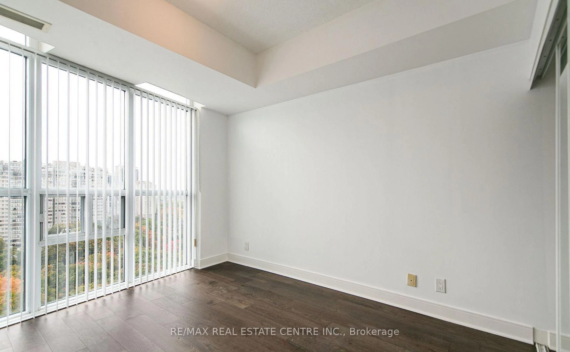 Photo 38 of Unit 1202, 80 Absolute Avenue, Mississauga, City Centre — HOMEH