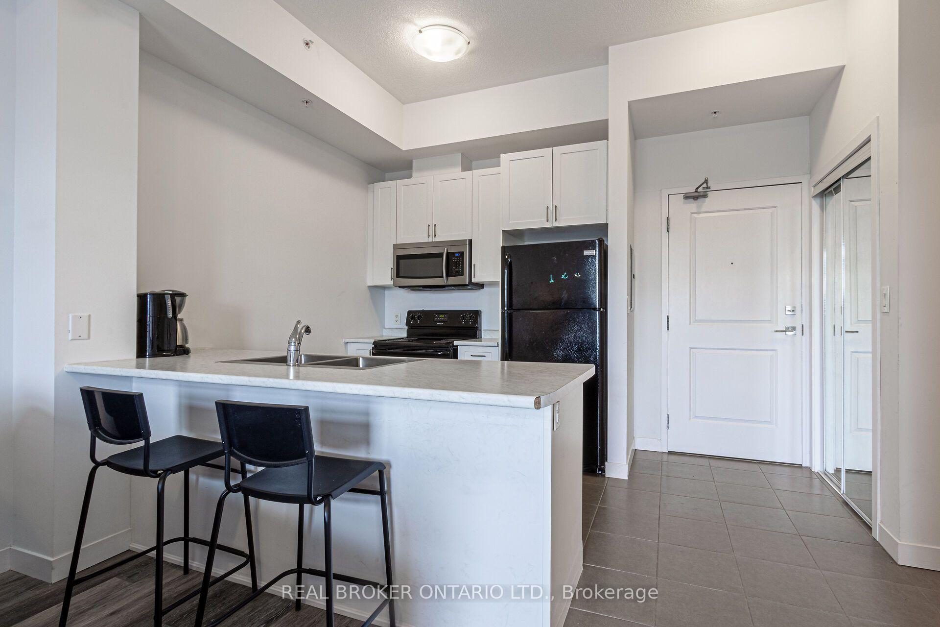Photo 5 of Unit 407, 5010 Corporate Drive, Burlington, Uptown — HOMEH