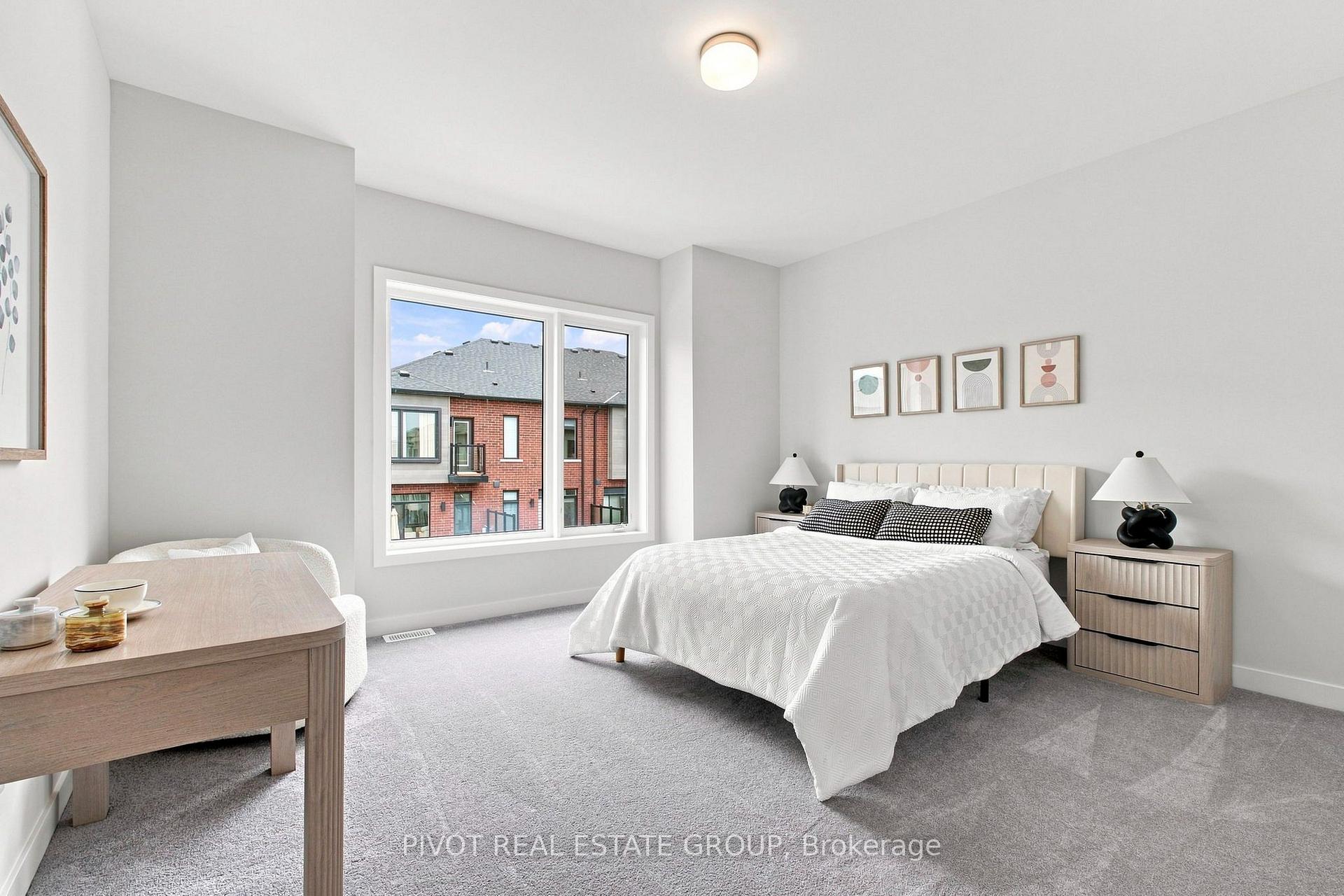 Photo 16 of 11 Pluto Way, Whitby, Brooklin — HOMEH