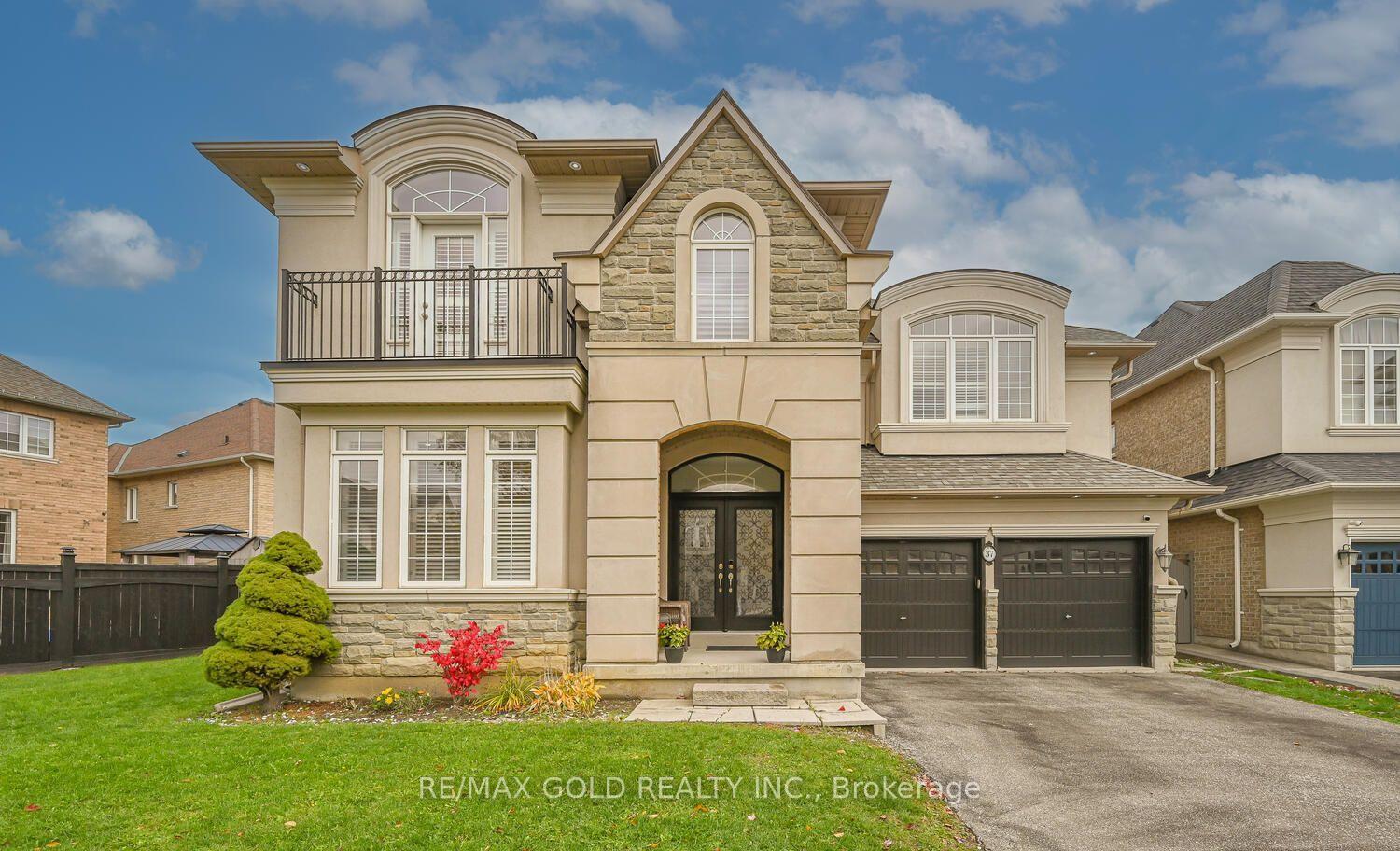 Photo 3 of 37 Scotchmere Crescent, Brampton, Bram East — HOMEH