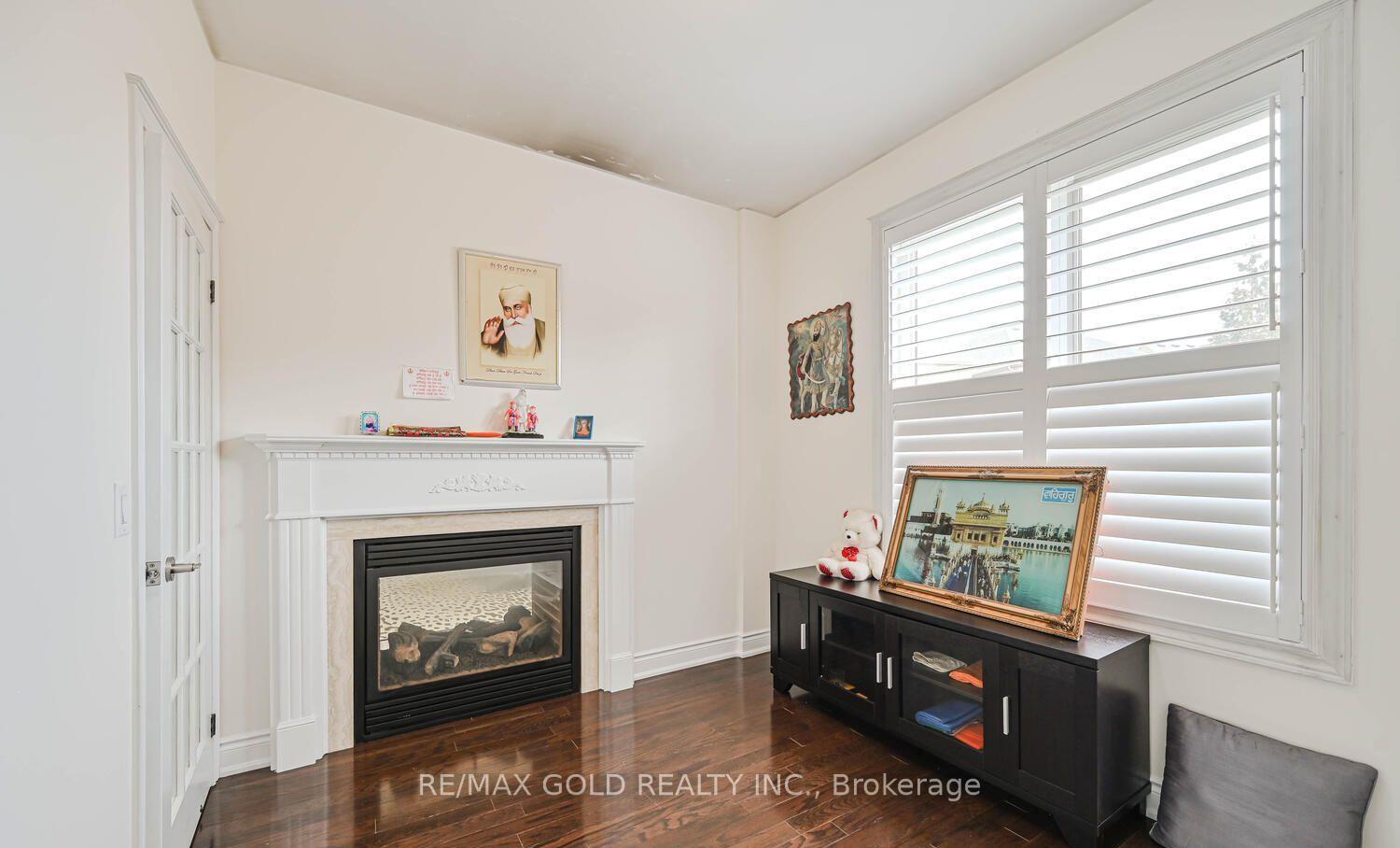 Photo 18 of 37 Scotchmere Crescent, Brampton, Bram East — HOMEH