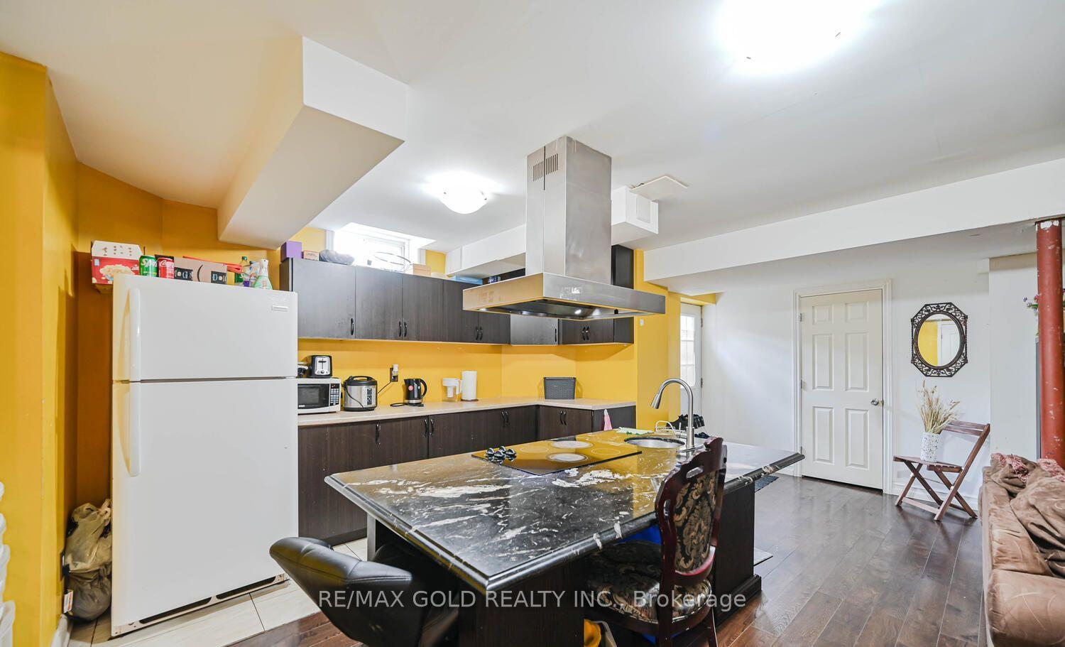 Photo 33 of 37 Scotchmere Crescent, Brampton, Bram East — HOMEH