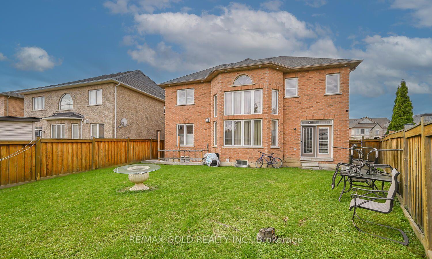 Photo 40 of 37 Scotchmere Crescent, Brampton, Bram East — HOMEH