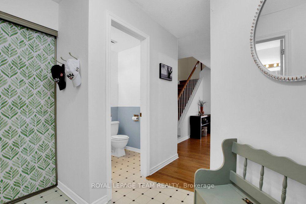 Photo 4 of 50 Burlington Crescent, Ottawa, Hunt Club Park/Greenboro — HOMEH