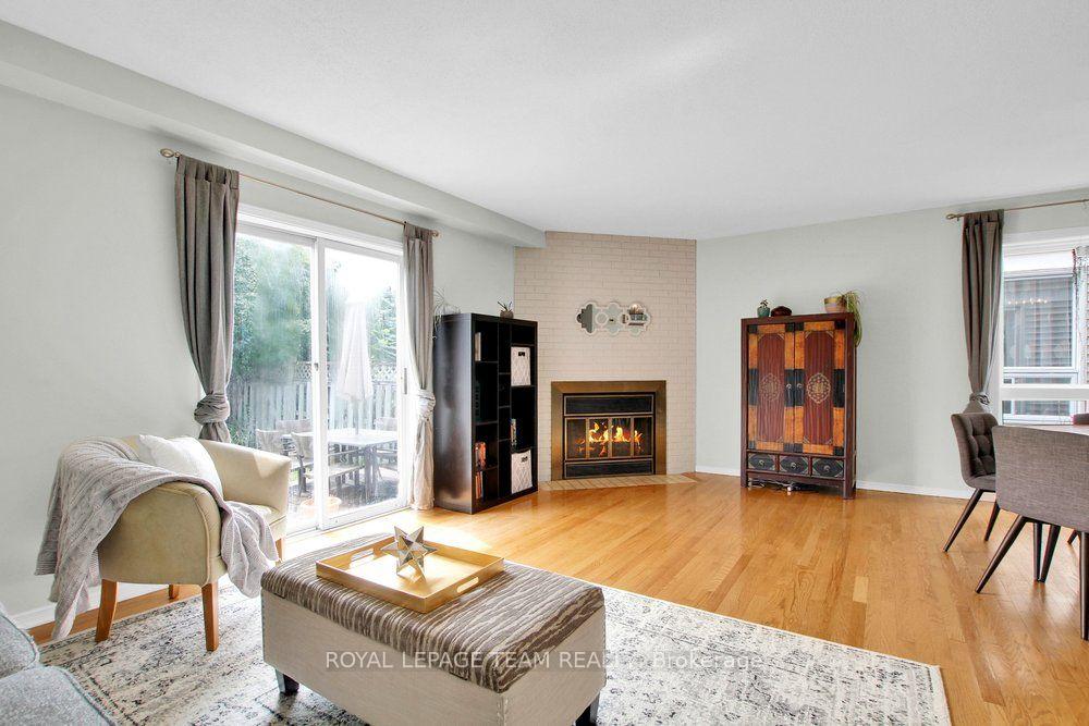 Photo 18 of 50 Burlington Crescent, Ottawa, Hunt Club Park/Greenboro — HOMEH