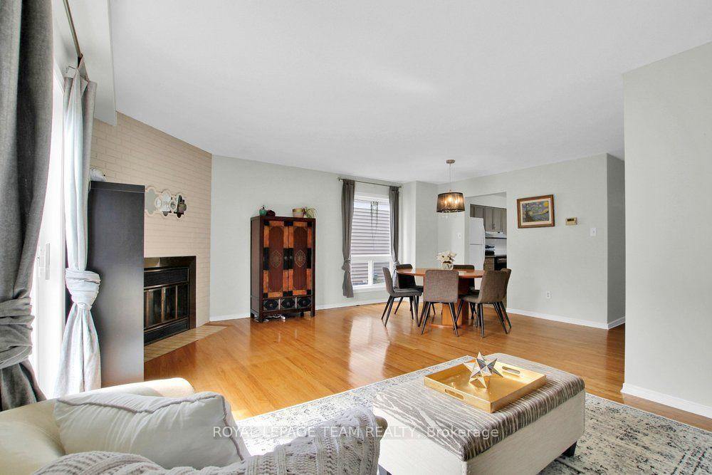 Photo 19 of 50 Burlington Crescent, Ottawa, Hunt Club Park/Greenboro — HOMEH