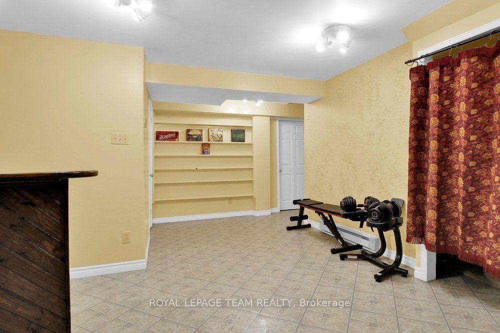 Photo 33 of 50 Burlington Crescent, Ottawa, Hunt Club Park/Greenboro — HOMEH