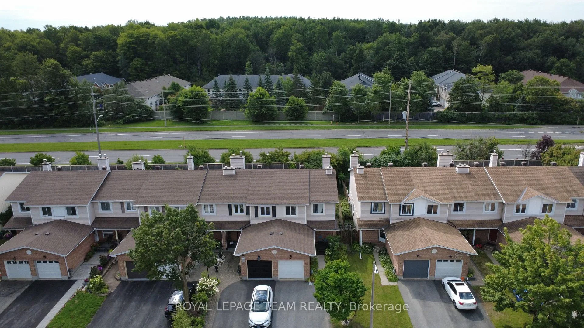 Photo 43 of 50 Burlington Crescent, Ottawa, Hunt Club Park/Greenboro — HOMEH