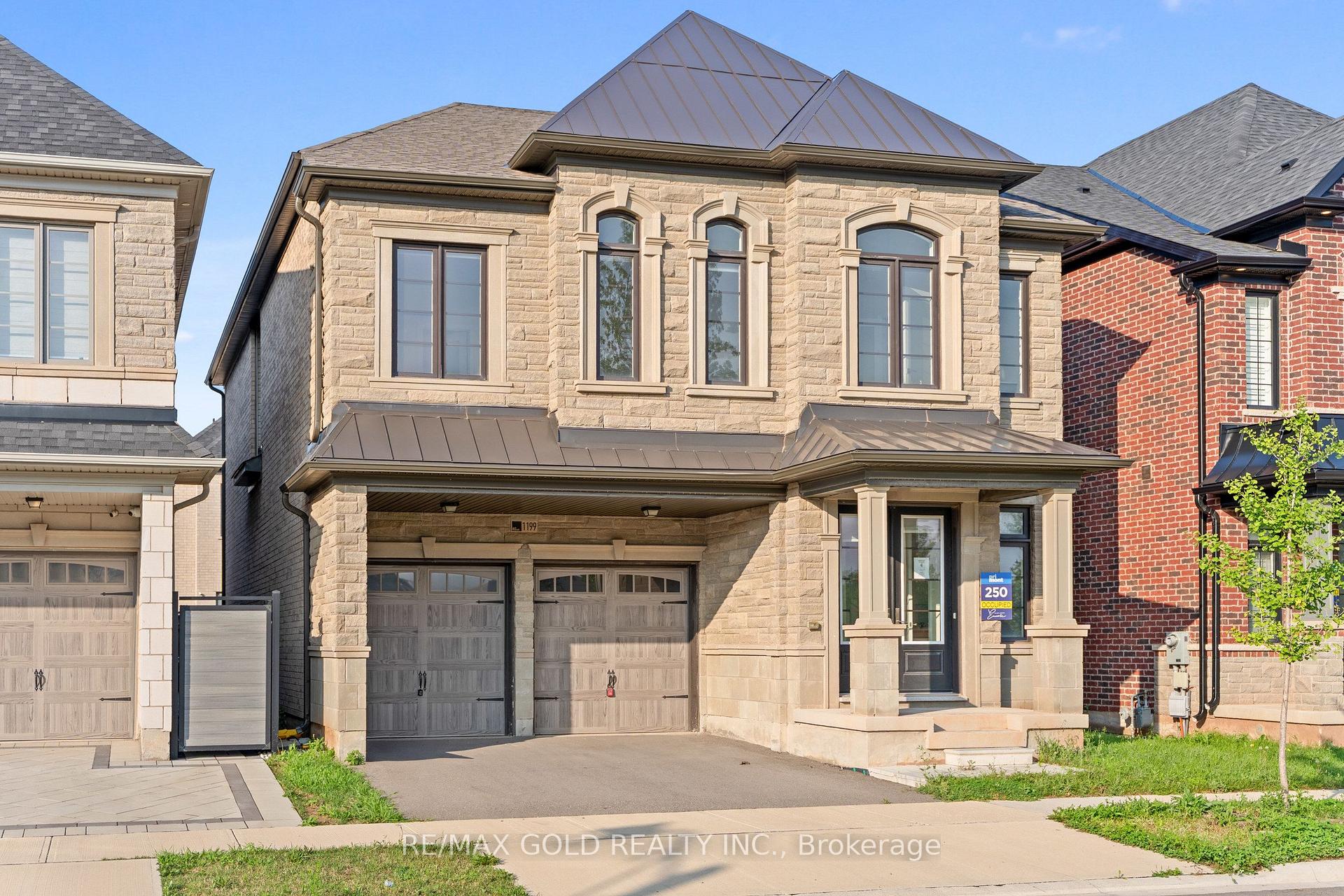 Photo 4 of 1199 Queens Plate Road E, Oakville, Glen Abbey — HOMEH