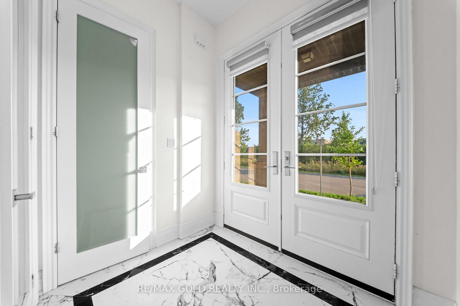 Photo 14 of 1199 Queens Plate Road E, Oakville, Glen Abbey — HOMEH