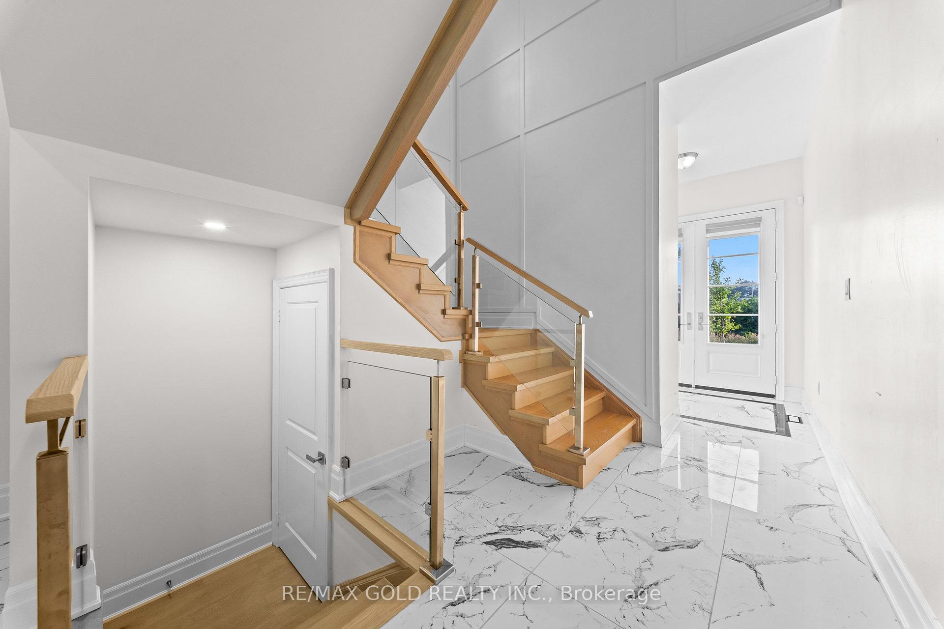 Photo 18 of 1199 Queens Plate Road E, Oakville, Glen Abbey — HOMEH