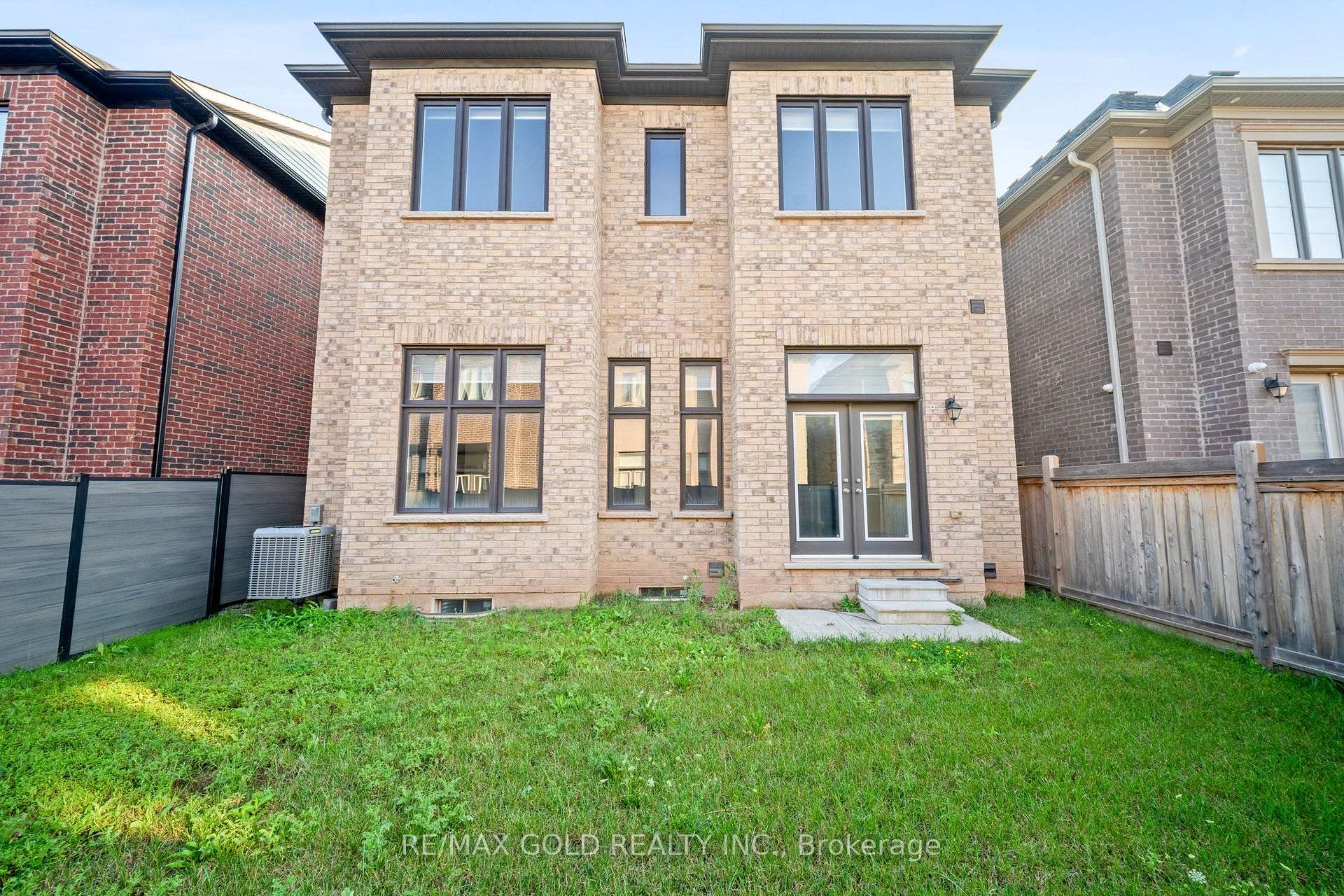 Photo 80 of 1199 Queens Plate Road E, Oakville, Glen Abbey — HOMEH