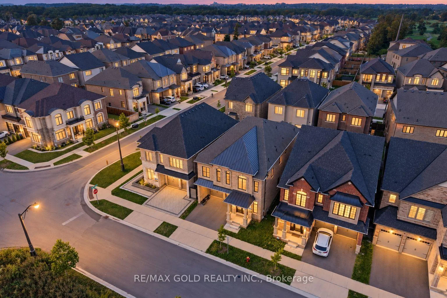 Photo 1 of 1199 Queens Plate Road E, Oakville, Glen Abbey — HOMEH