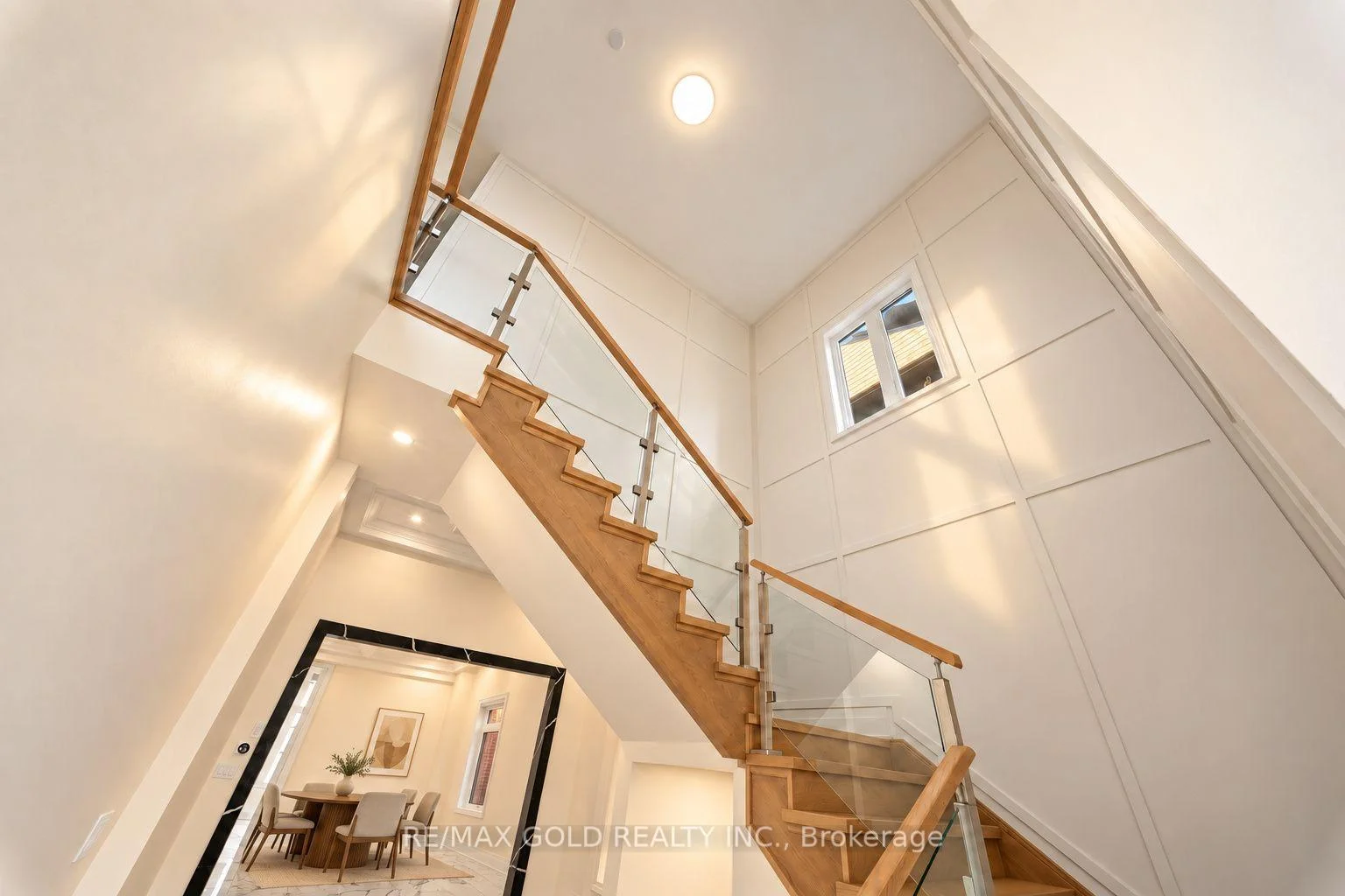 Photo 7 of 1199 Queens Plate Road E, Oakville, Glen Abbey — HOMEH