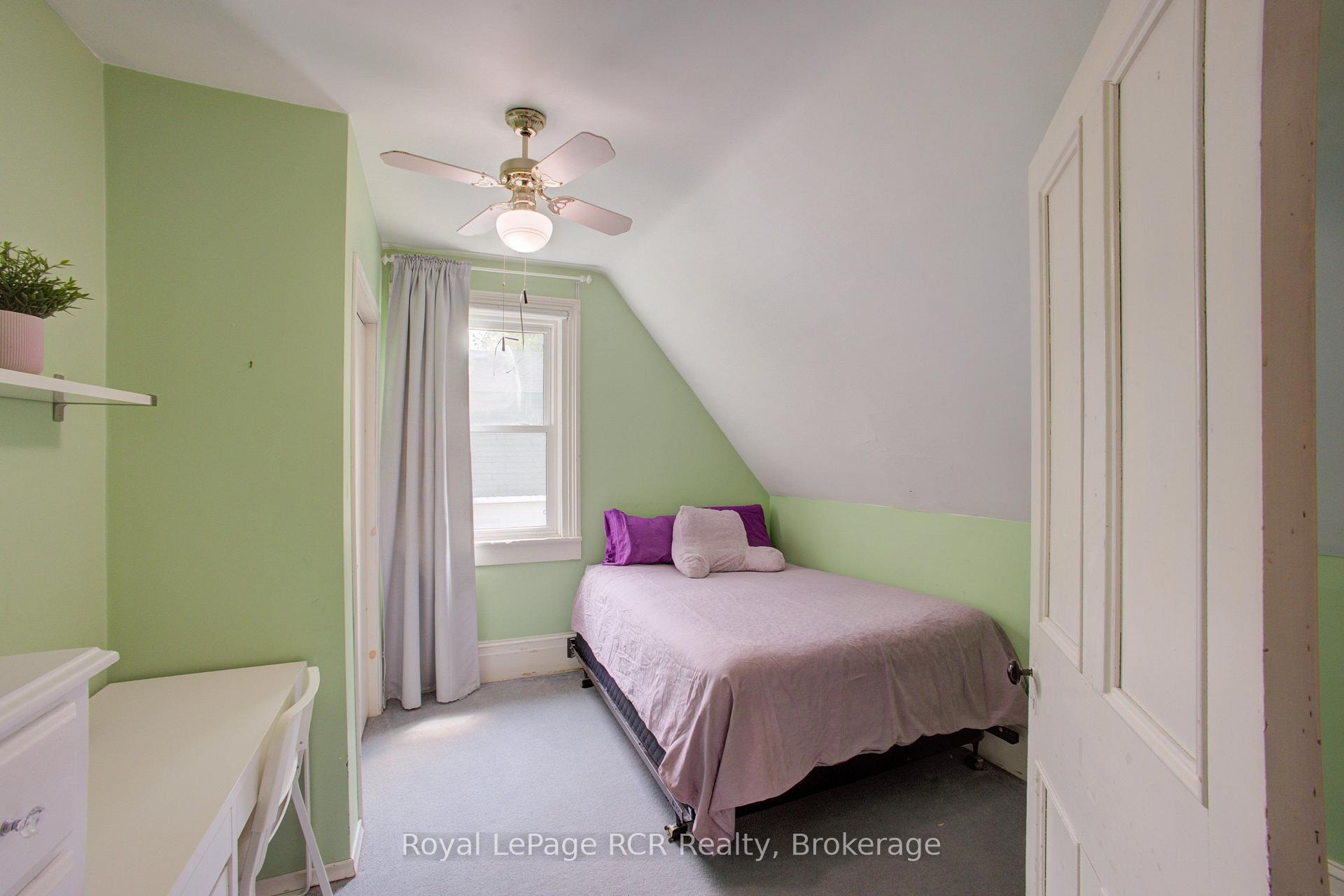 Photo 23 of 210 Davidson Avenue N, North Perth, Listowel — HOMEH