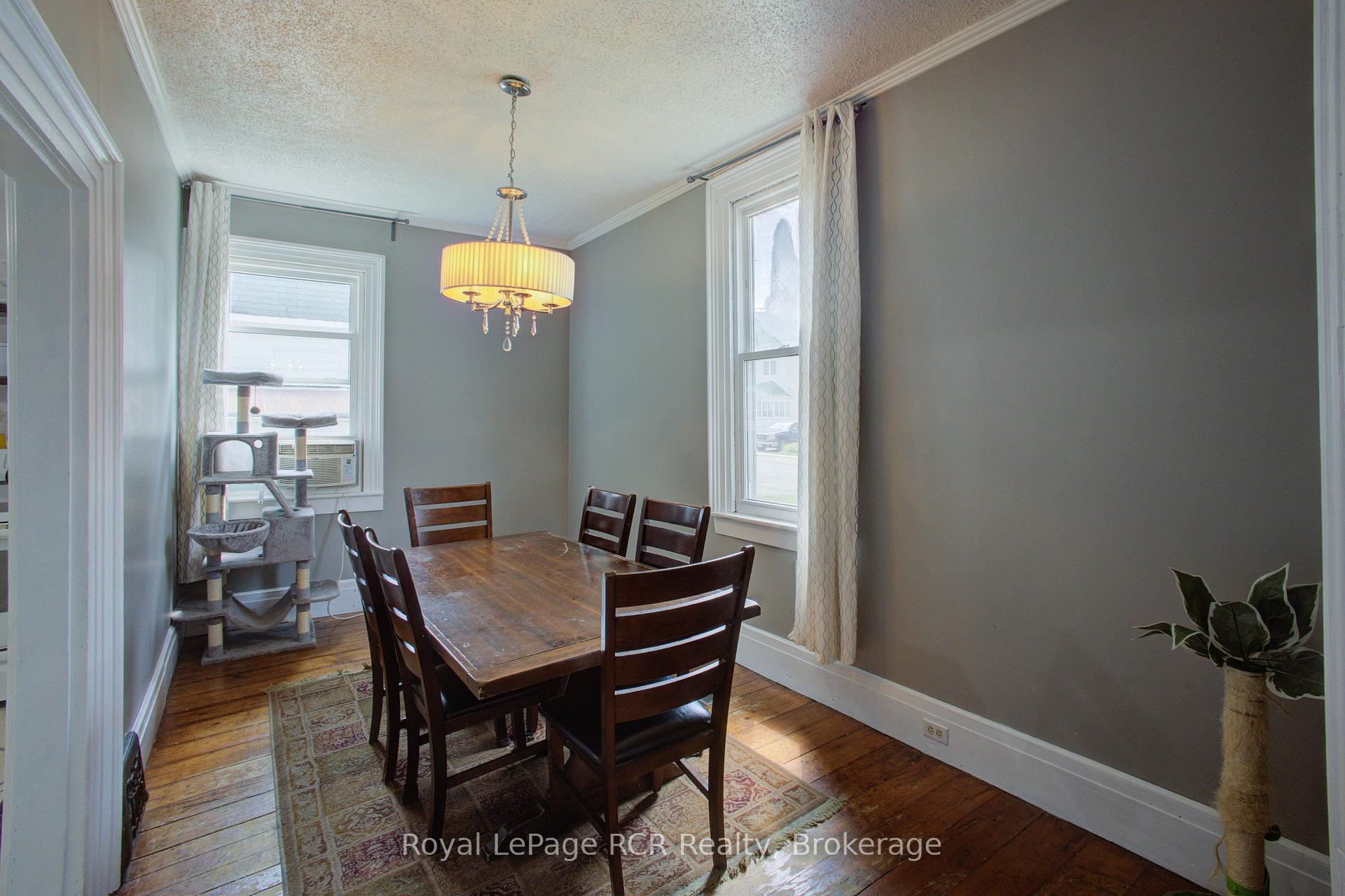 Photo 29 of 210 Davidson Avenue N, North Perth, Listowel — HOMEH