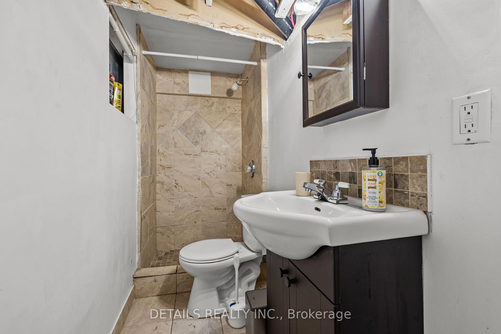 Photo 30 of 18 Oxford Street, Ottawa, Hintonburg — HOMEH