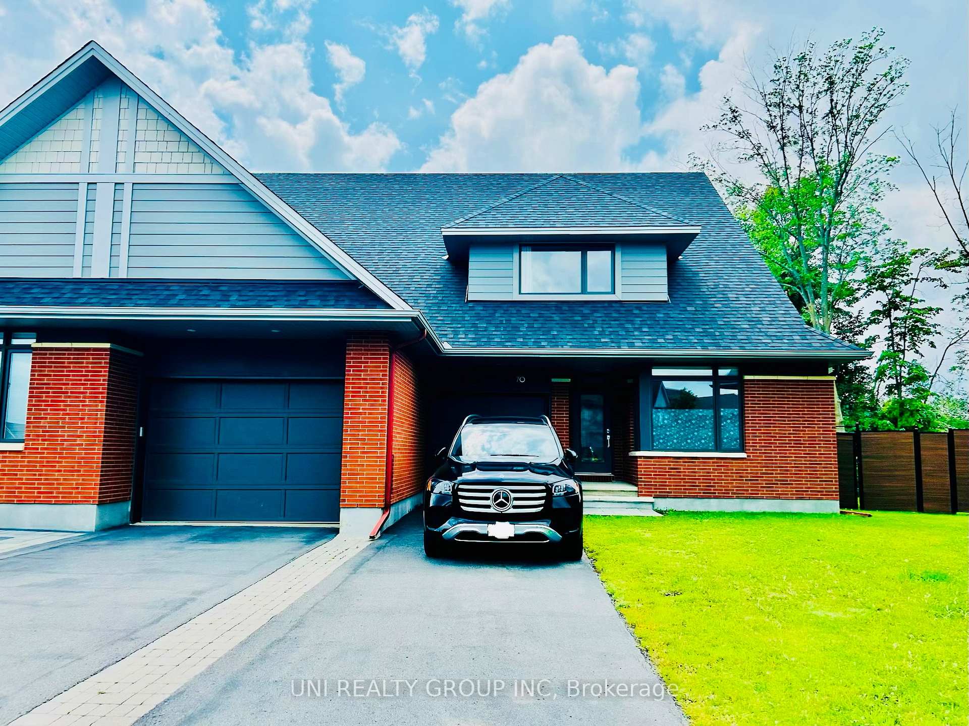 Photo 1 of 70 Stanhope Court, Ottawa, Barrhaven - Stonebridge — HOMEH