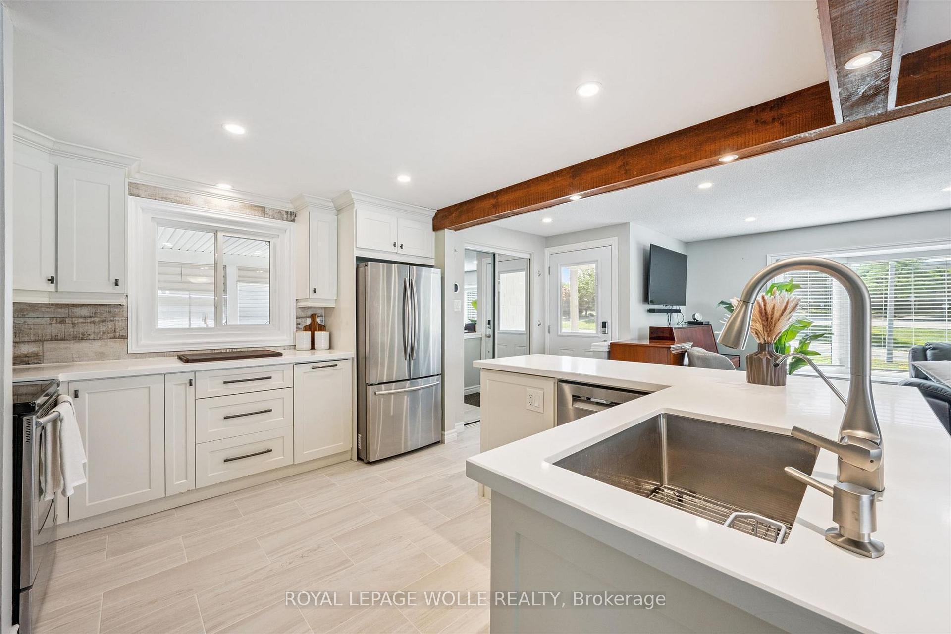 Photo 13 of 659 Glen Forrest Boulevard, Waterloo, North Lakeshore — HOMEH