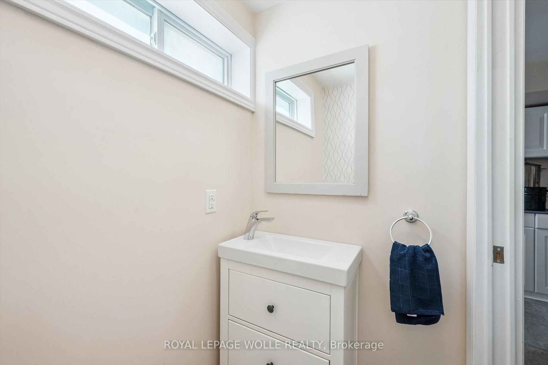 Photo 30 of 659 Glen Forrest Boulevard, Waterloo, North Lakeshore — HOMEH