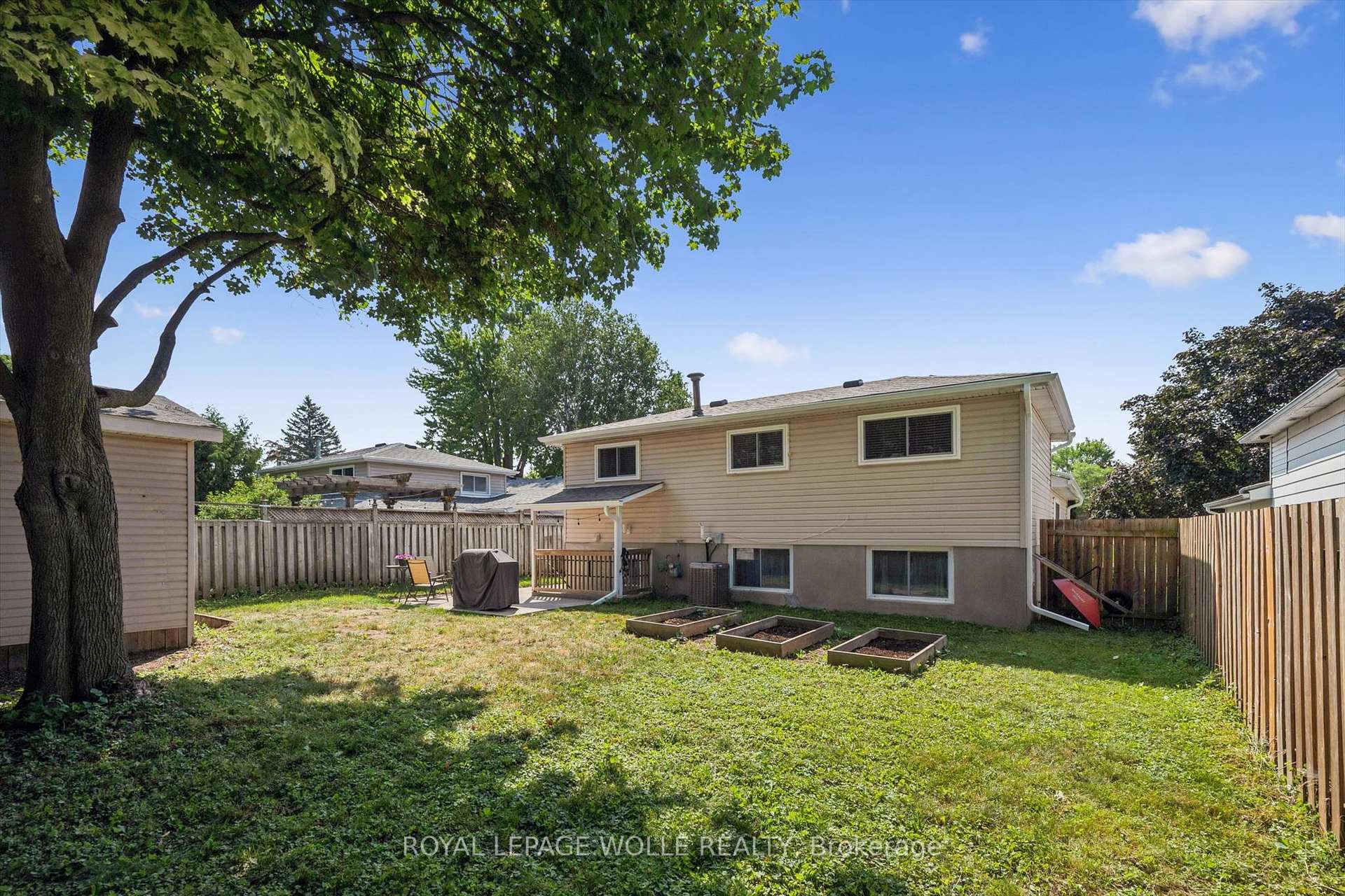 Photo 32 of 659 Glen Forrest Boulevard, Waterloo, North Lakeshore — HOMEH