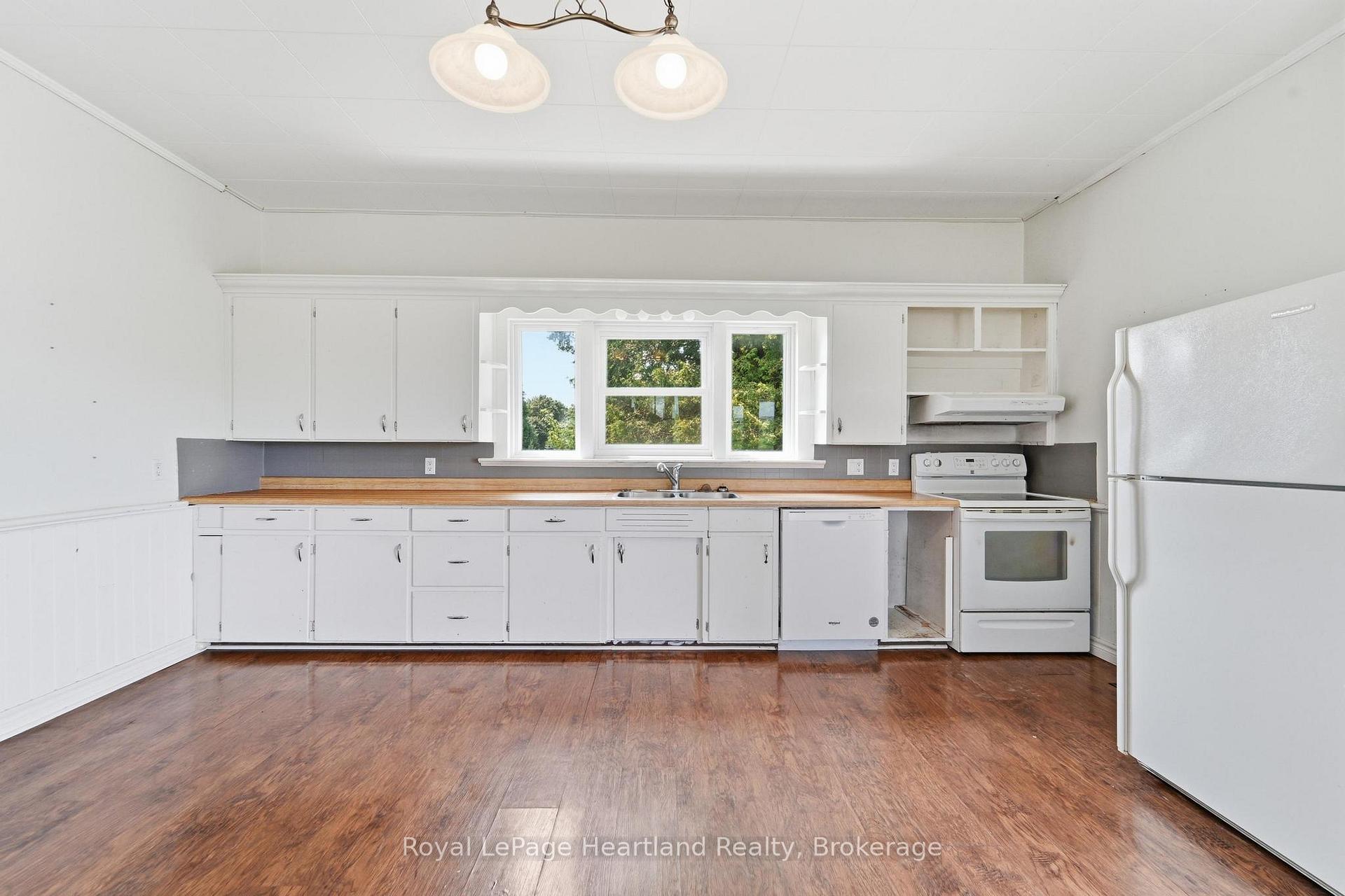 Photo 14 of 82155 London Road, Central Huron, Hullett — HOMEH