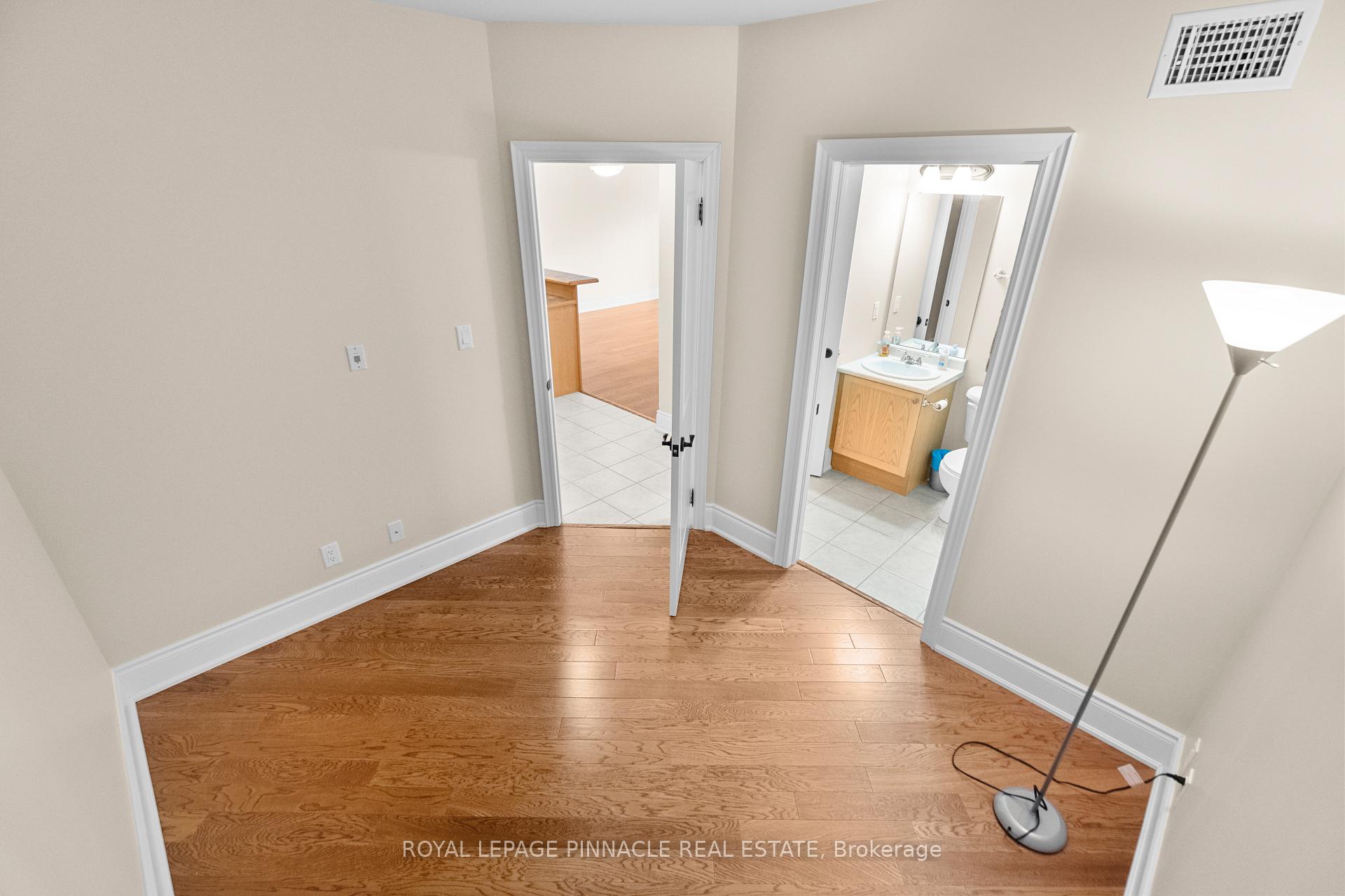Photo 17 of Unit 404, 391 James Street W, Gravenhurst, Muskoka (S) — HOMEH