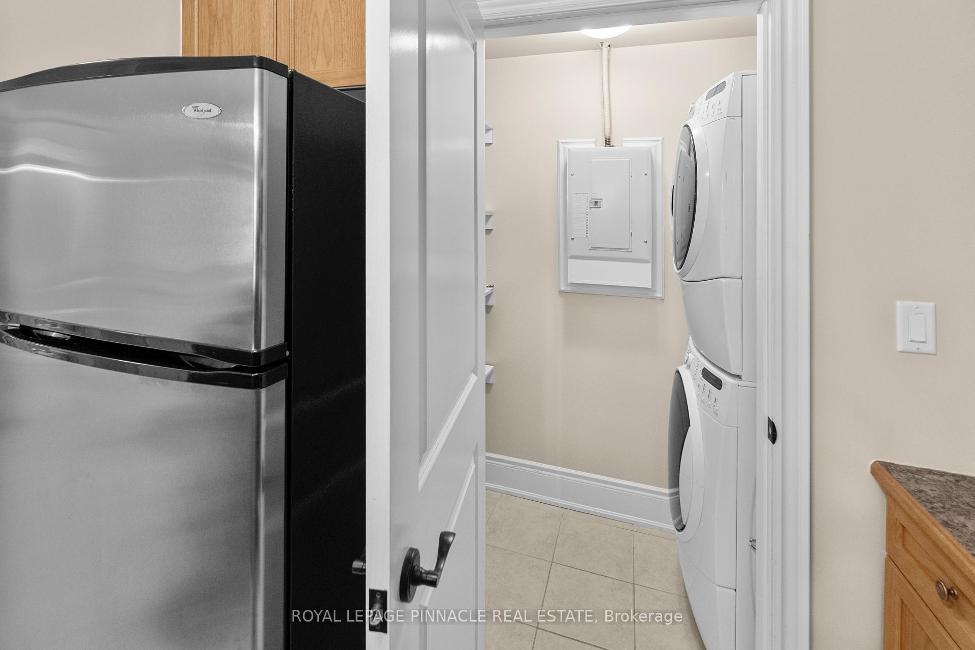 Photo 22 of Unit 404, 391 James Street W, Gravenhurst, Muskoka (S) — HOMEH